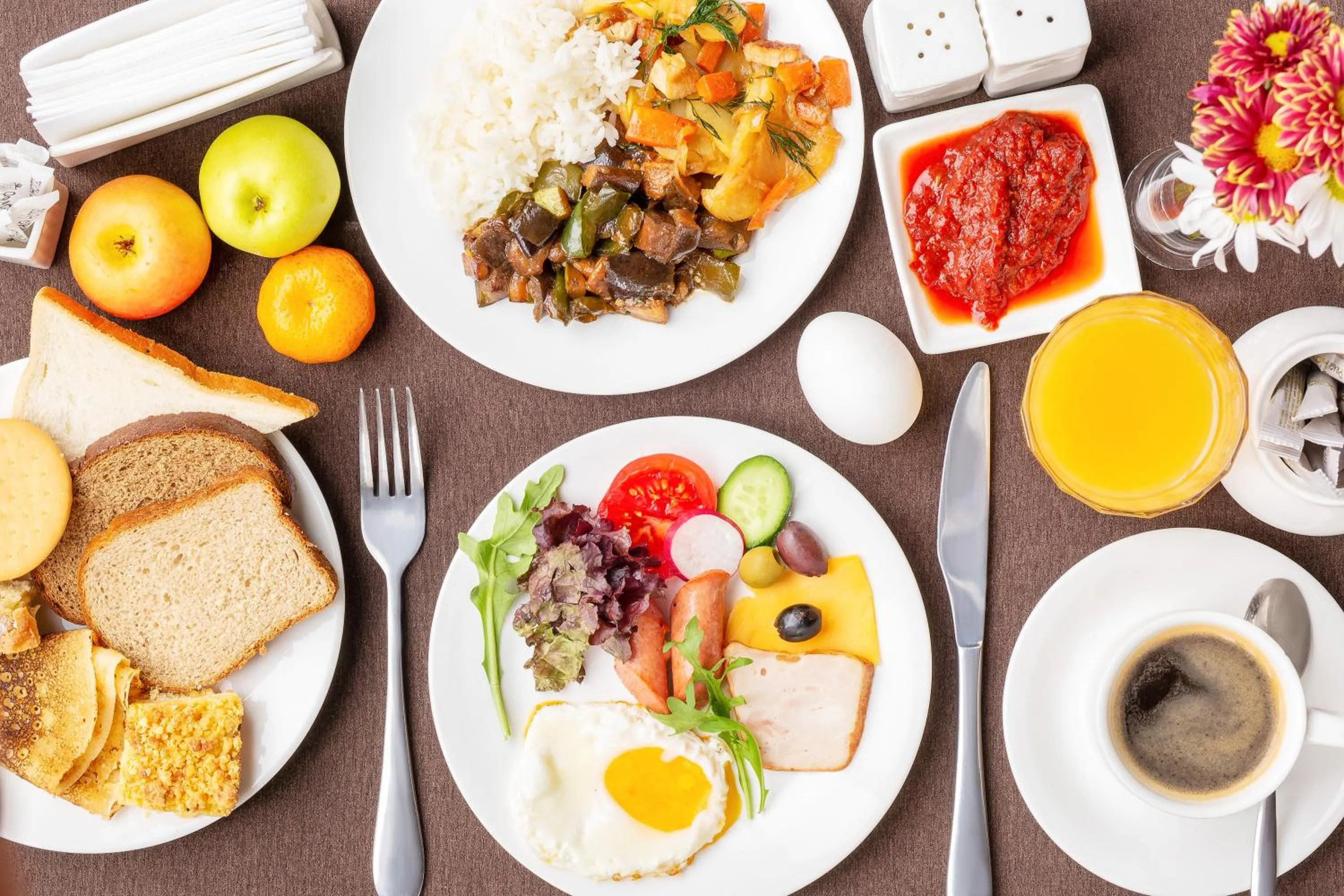 Restaurant/places to eat in Praga Hotel