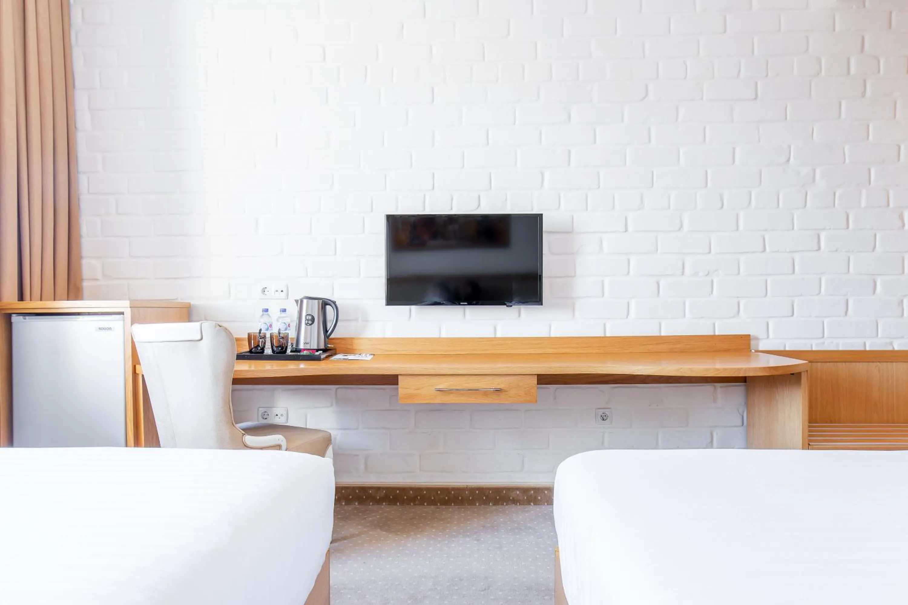 TV and multimedia in Praga Hotel