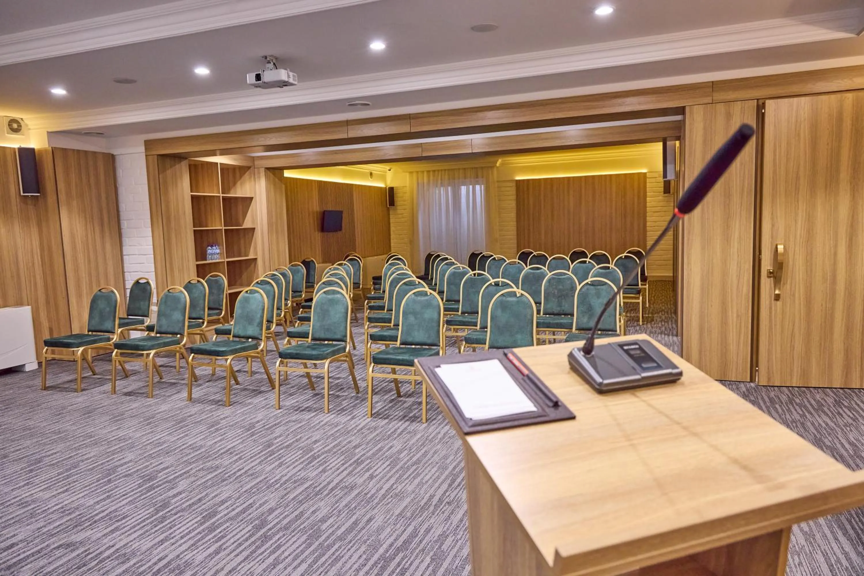Meeting/conference room in Praga Hotel