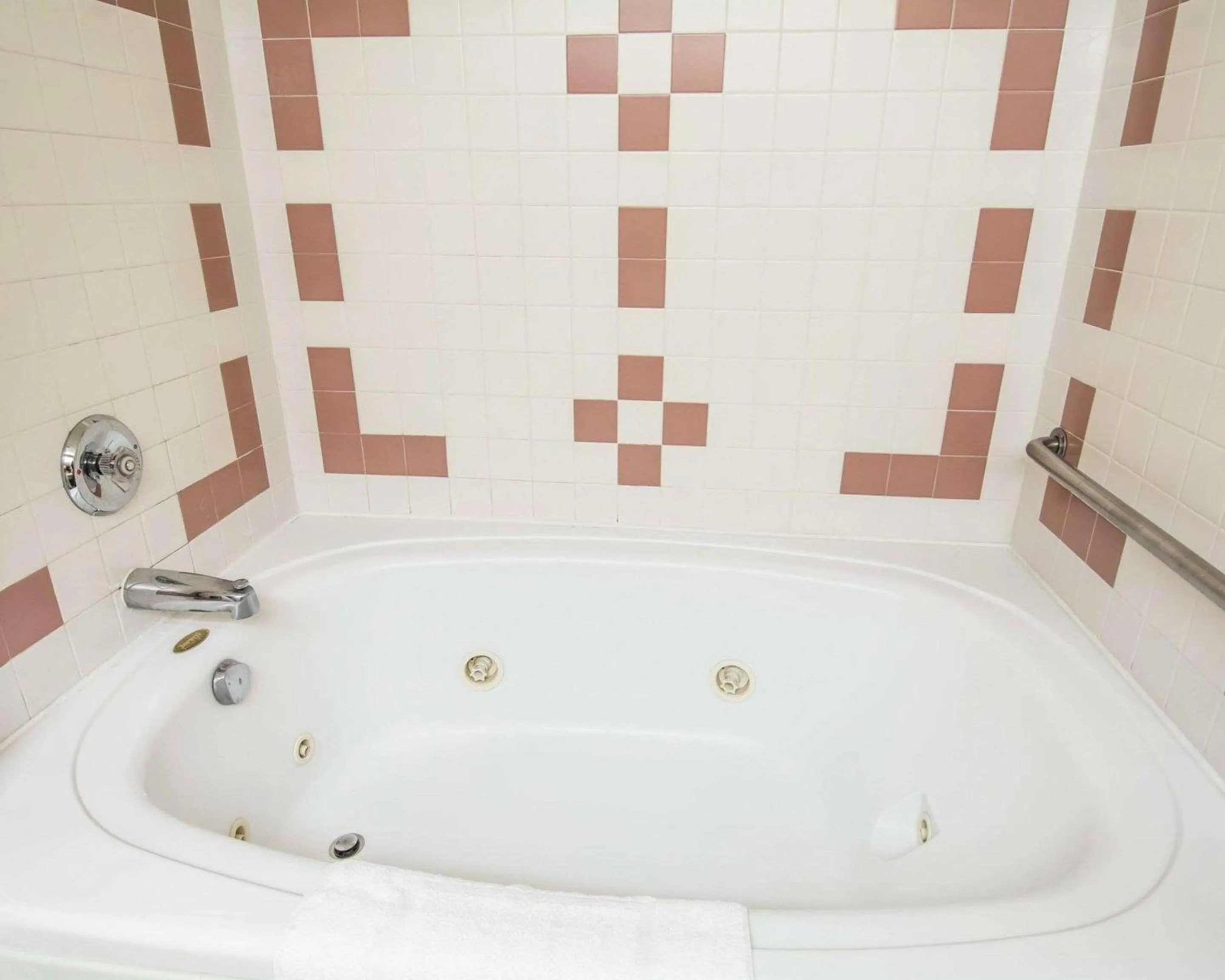 Photo of the whole room in Quality Inn Lewiston