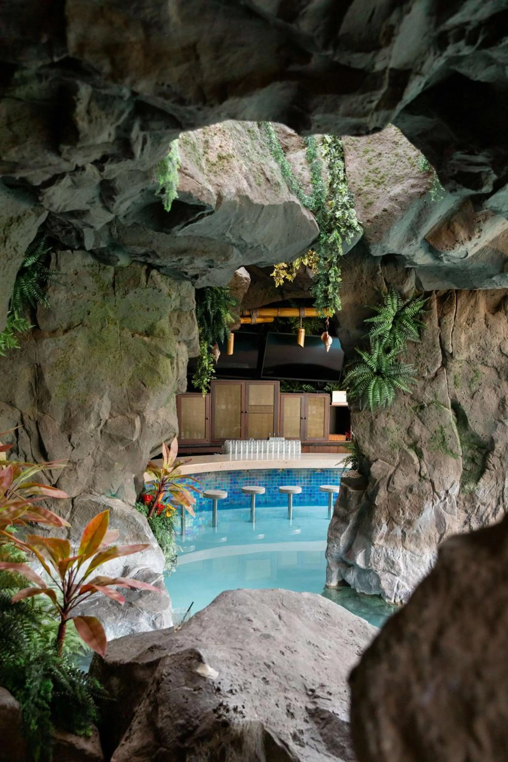 Pool view in Grand Wailea Resort Hotel & Spa, A Waldorf Astoria Resort
