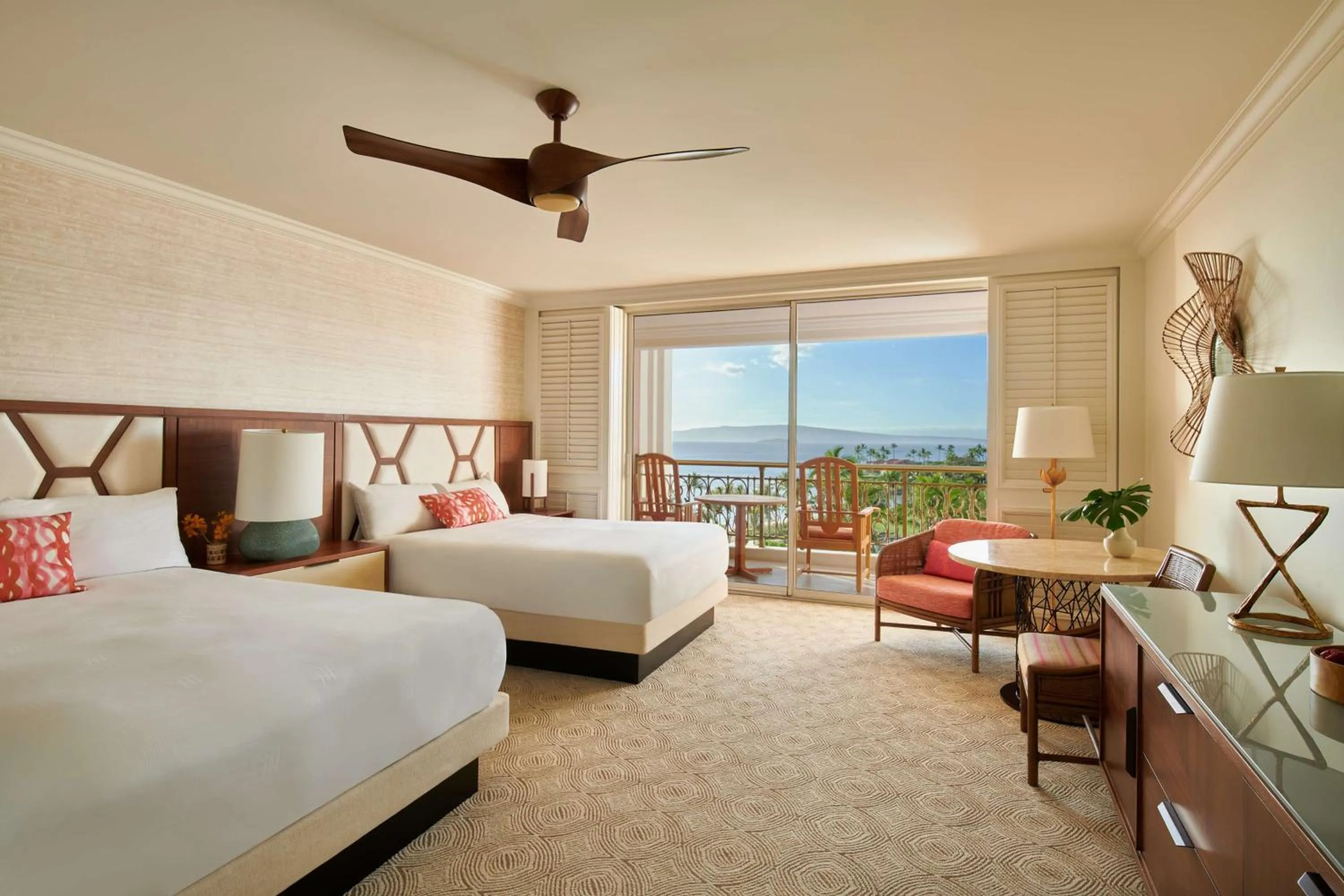 Bed in Grand Wailea Resort Hotel & Spa, A Waldorf Astoria Resort