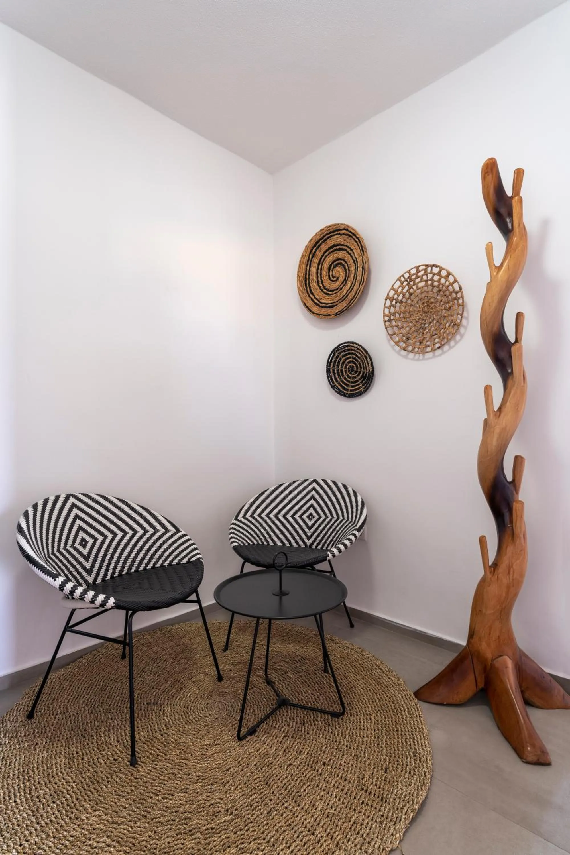 MIRAGE city APARTMENTS