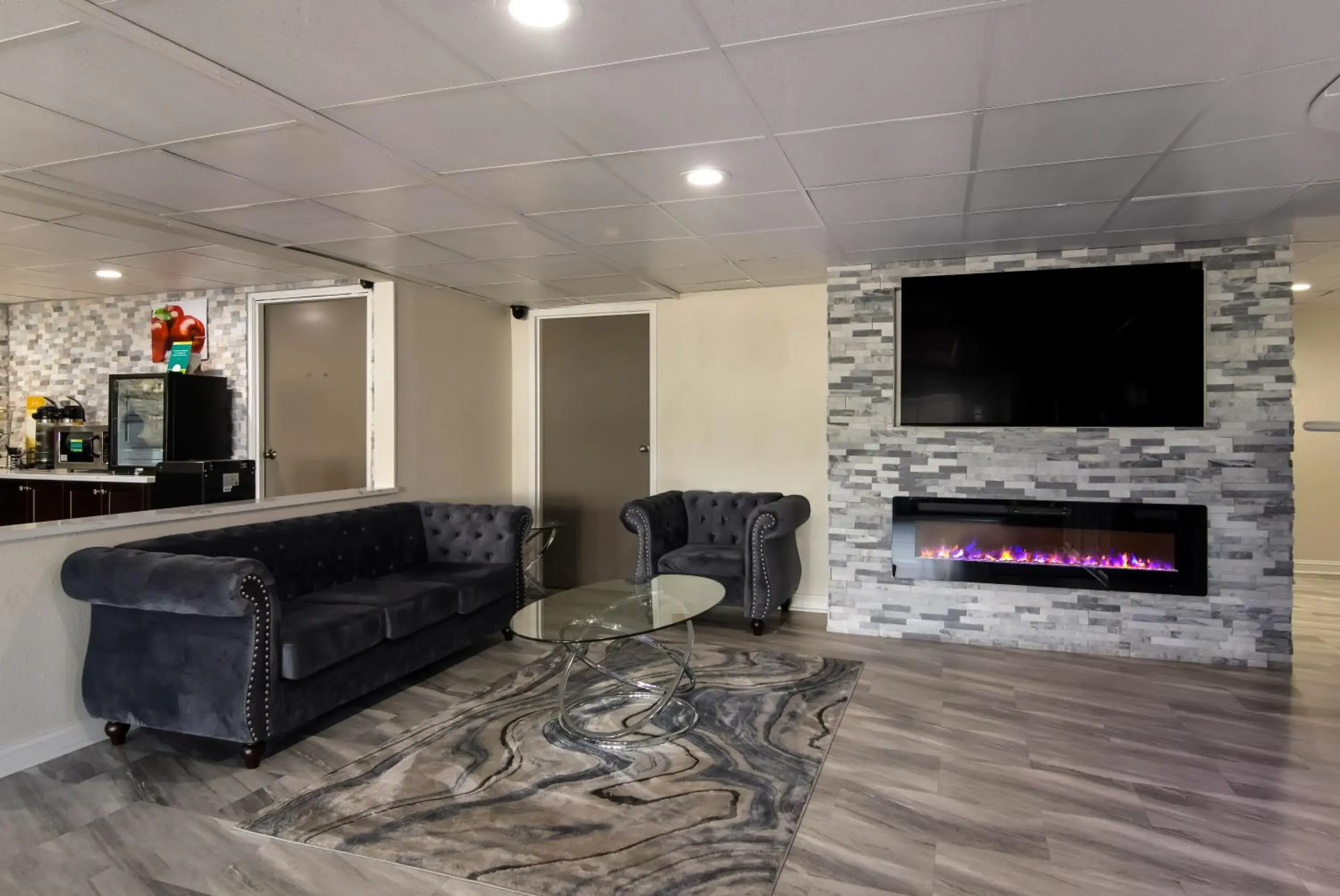 Lobby or reception in Quality Inn Aurora - Naperville Area Lobby or reception in Quality Inn Aurora - Naperville Area