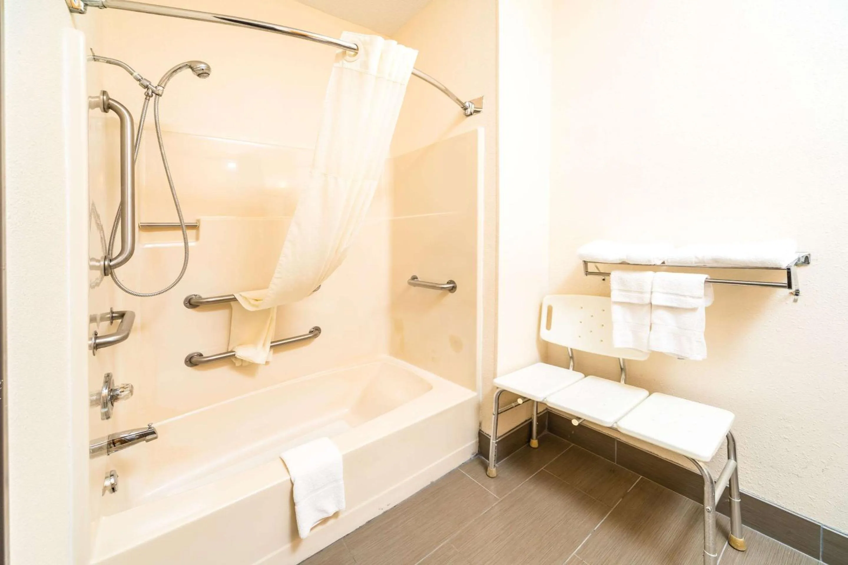 Bedroom in Quality Inn & Suites Danville East