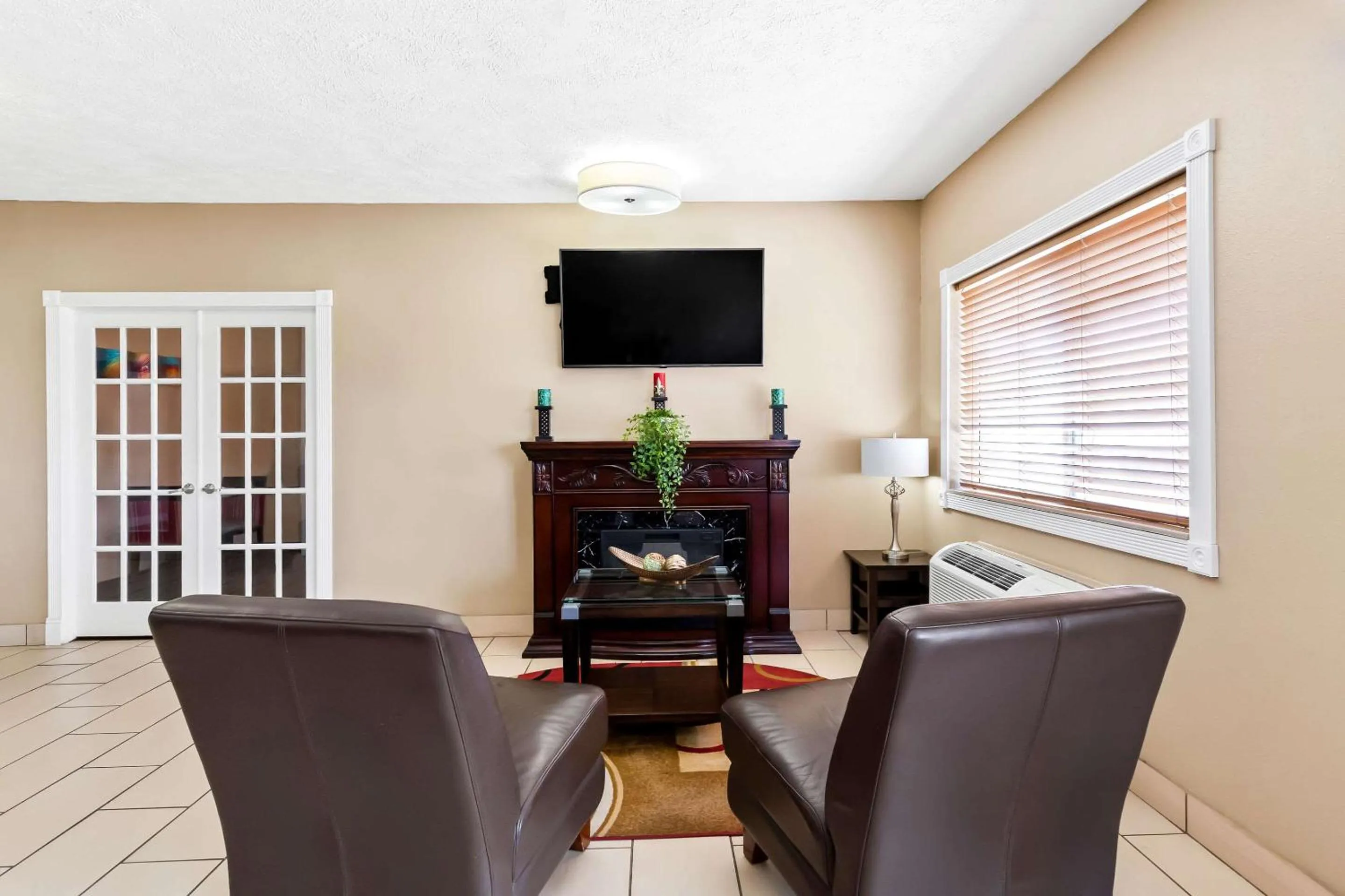 Lobby or reception in Quality Inn & Suites Springfield Southwest near I-72