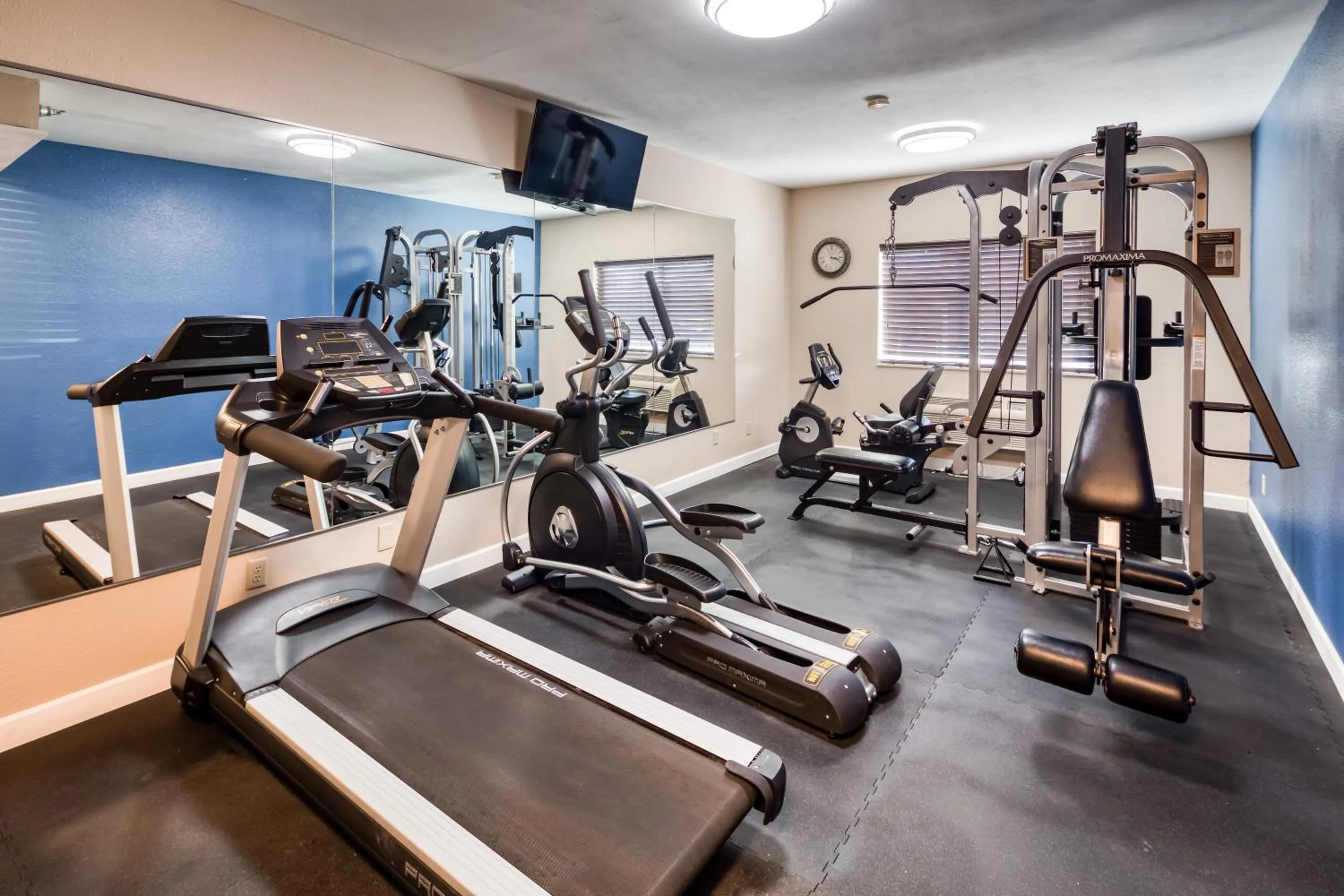 Fitness centre/facilities in Quality Inn & Suites Springfield Southwest near I-72