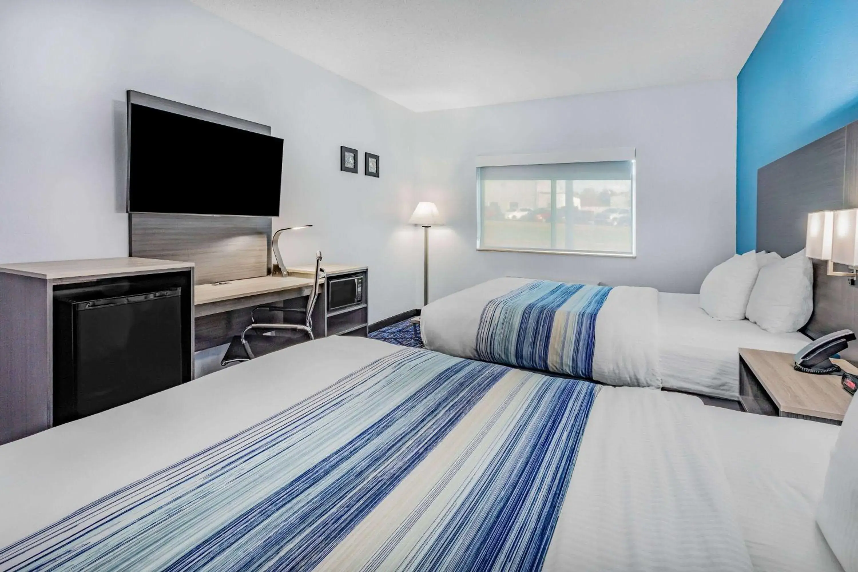 Photo of the whole room, Bed in AmericInn by Wyndham Quincy Photo of the whole room, Bed in AmericInn by Wyndham Quincy