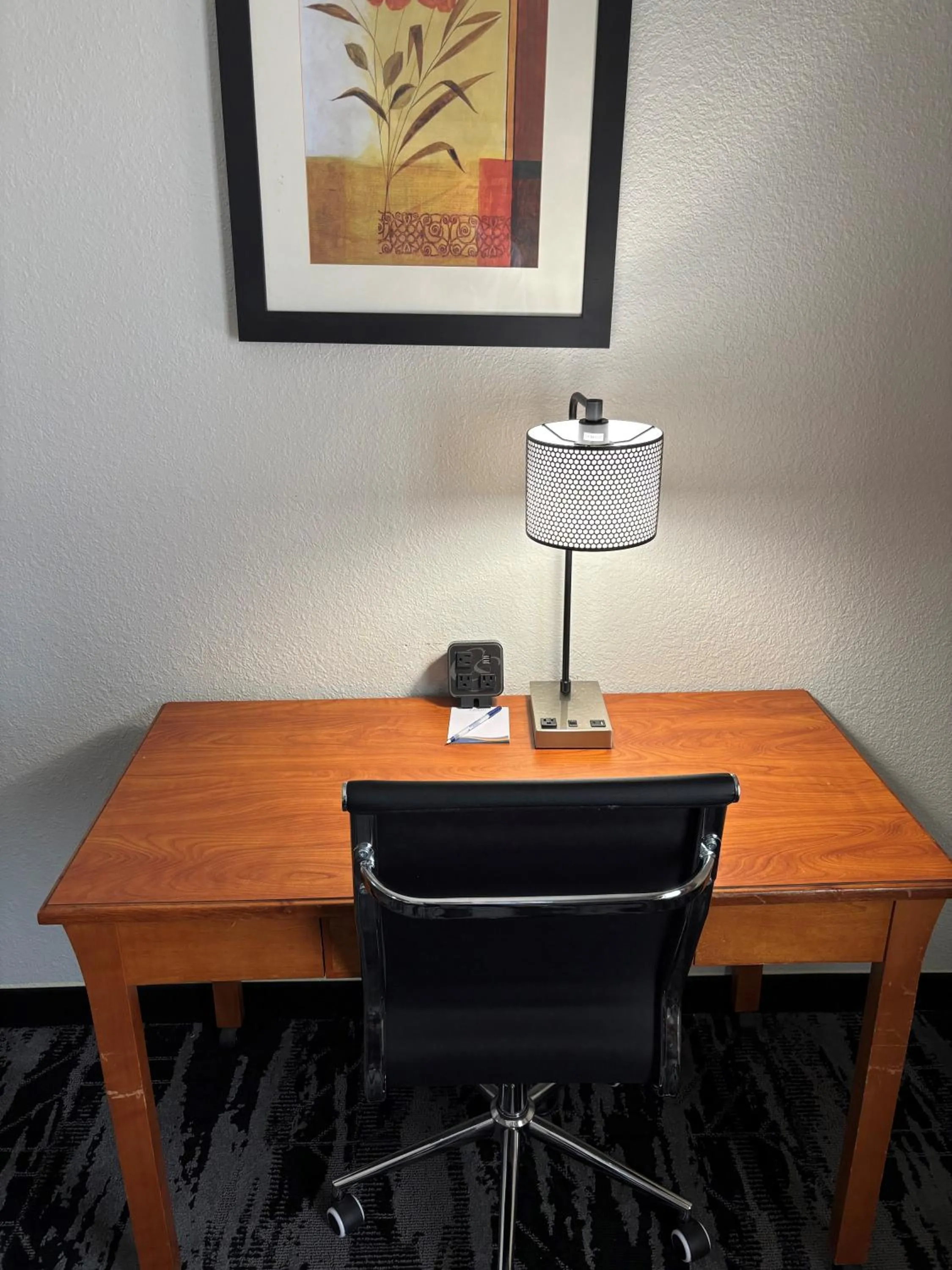 Bedroom in Baymont by Wyndham Marion