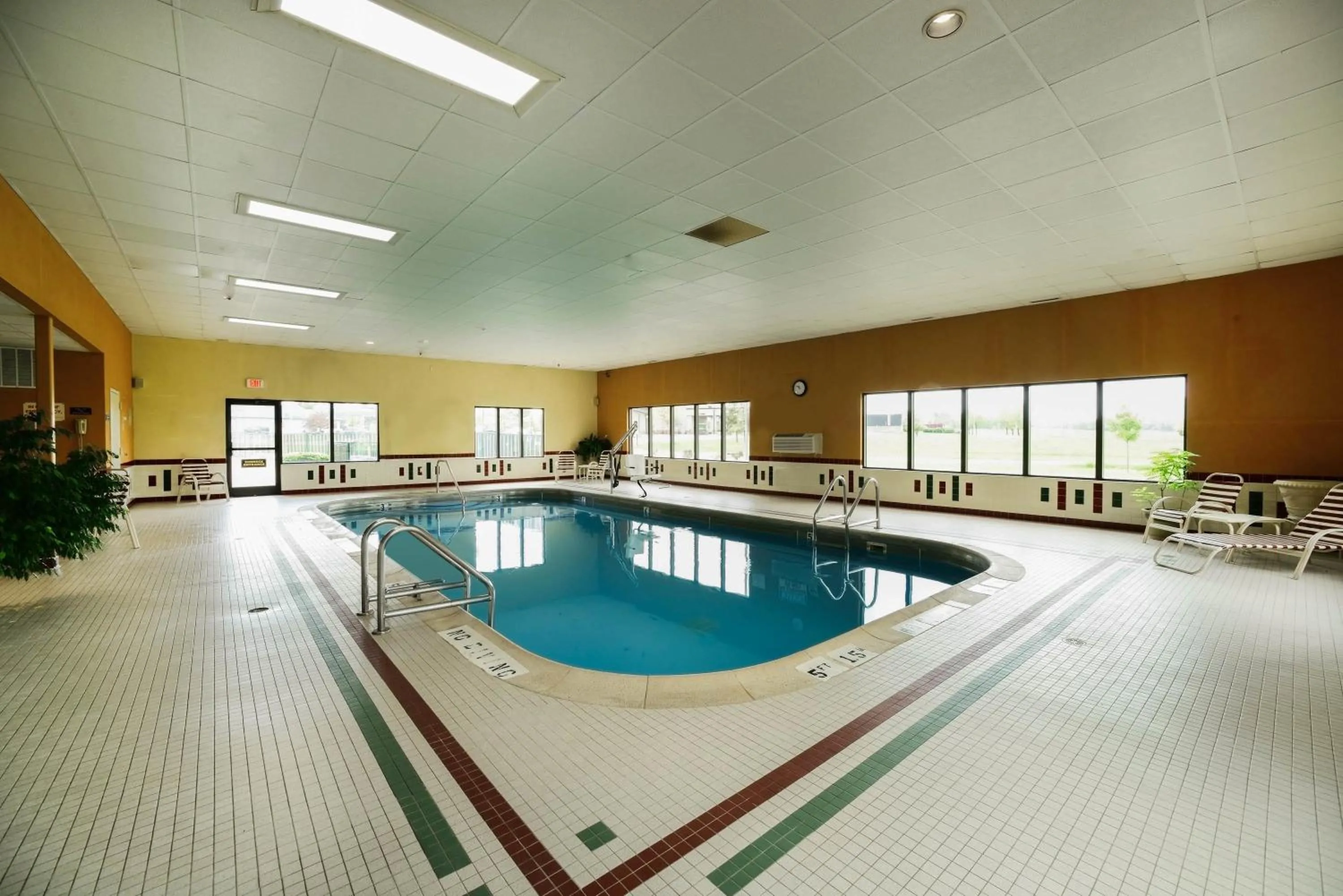 Swimming pool in Baymont by Wyndham Marion