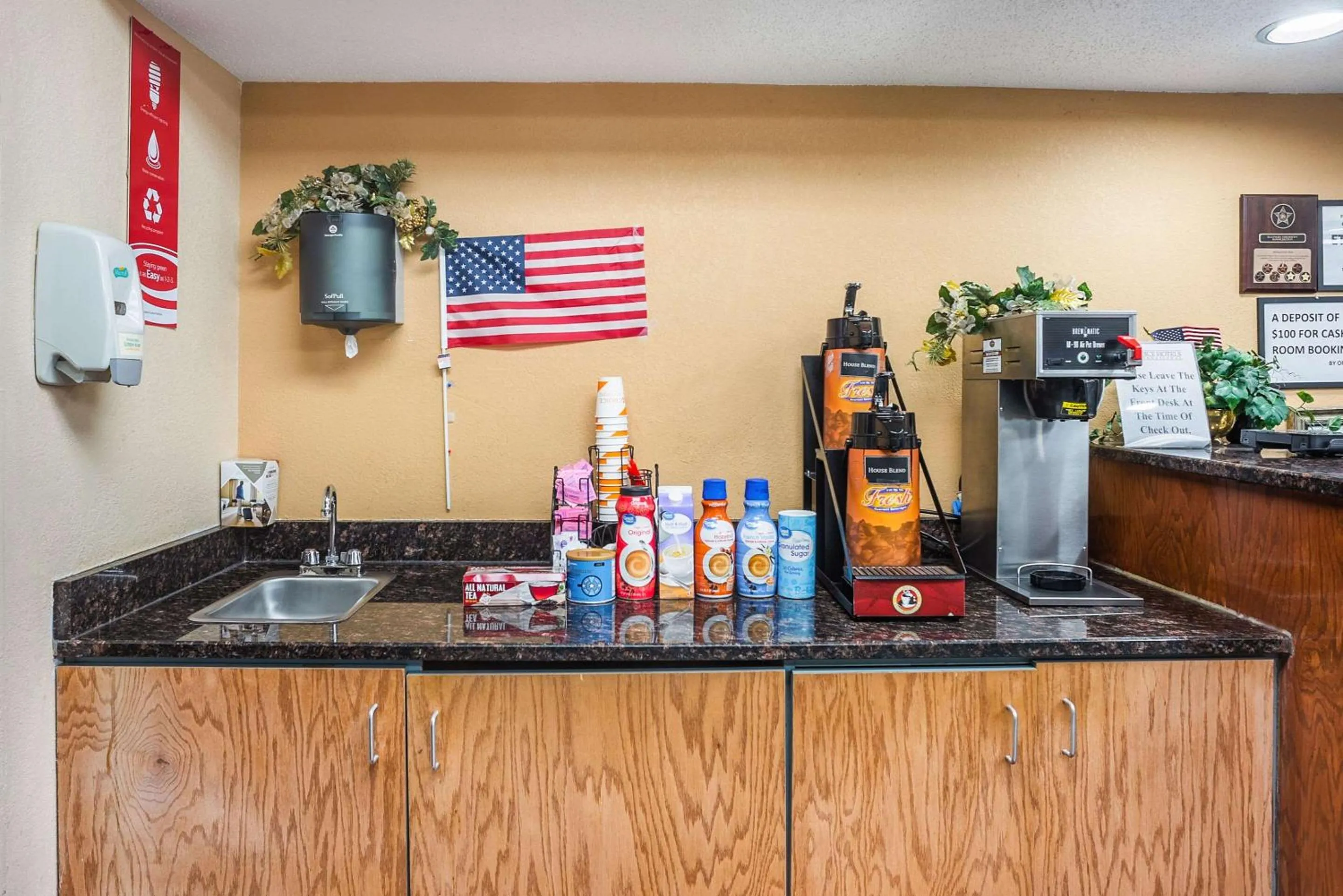 Lobby or reception in Econo Lodge Princeton
