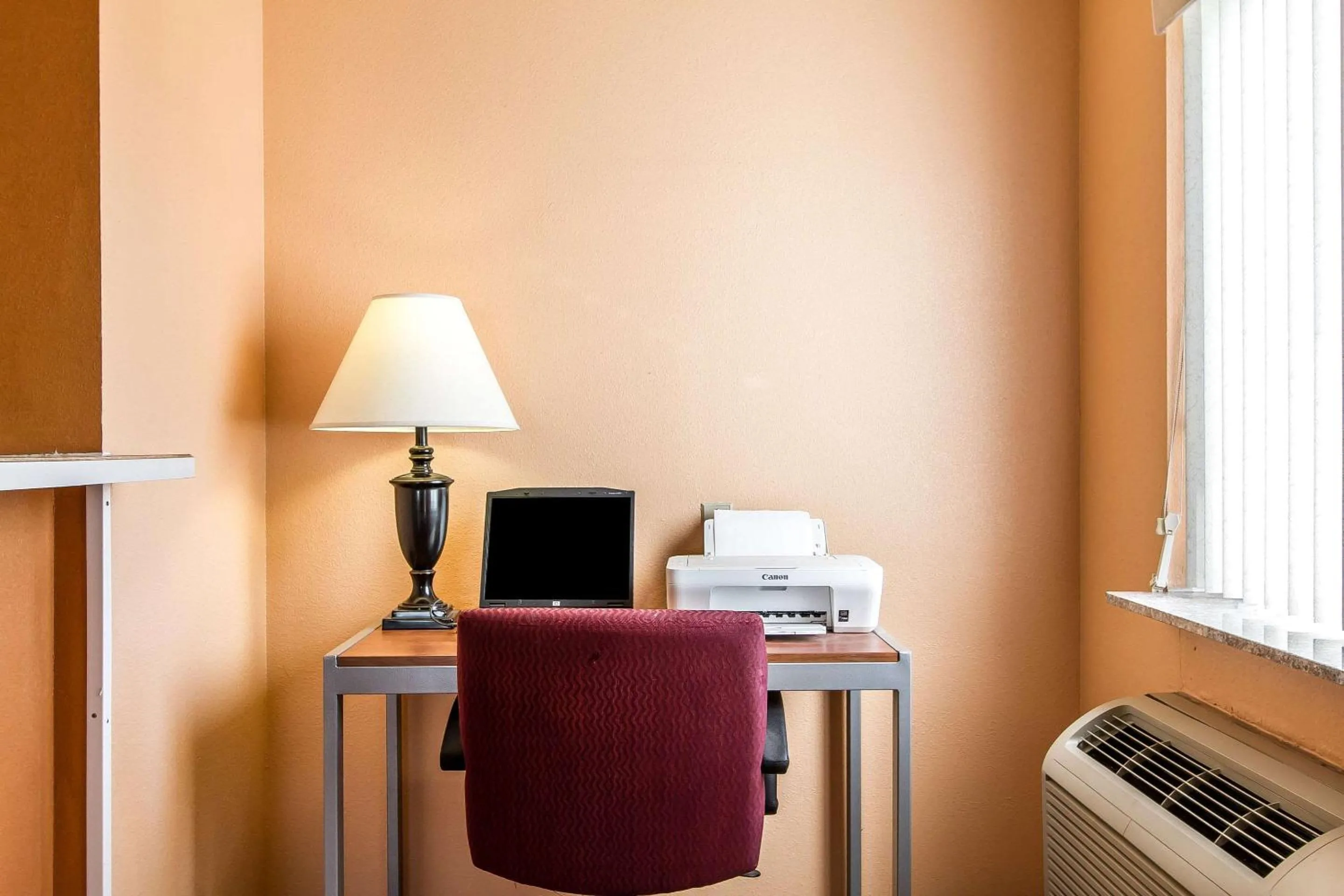 On site in Econo Lodge Inn & Suites Pekin - Peoria Area