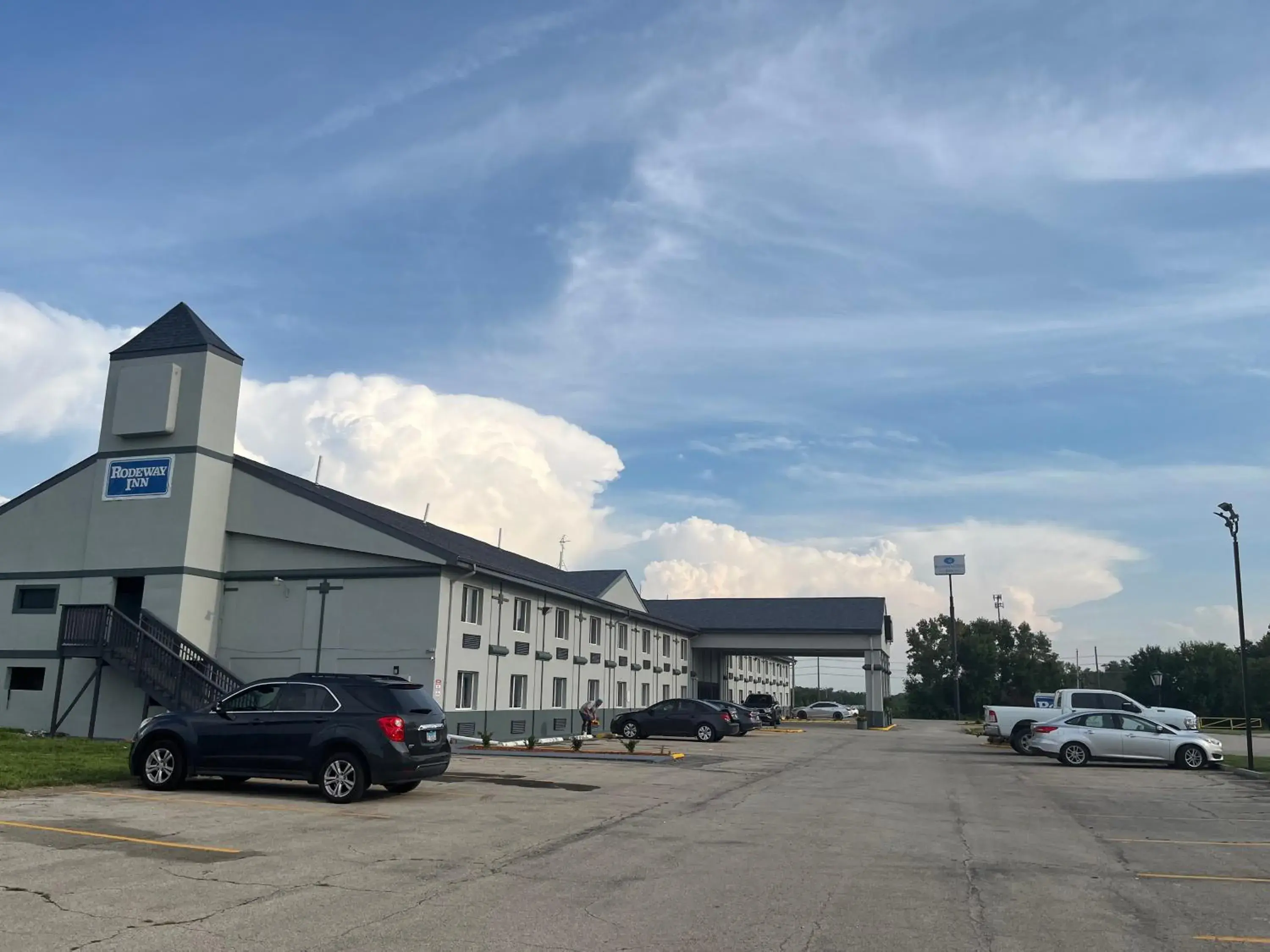 Property building in Rodeway Inn Property building in Rodeway Inn