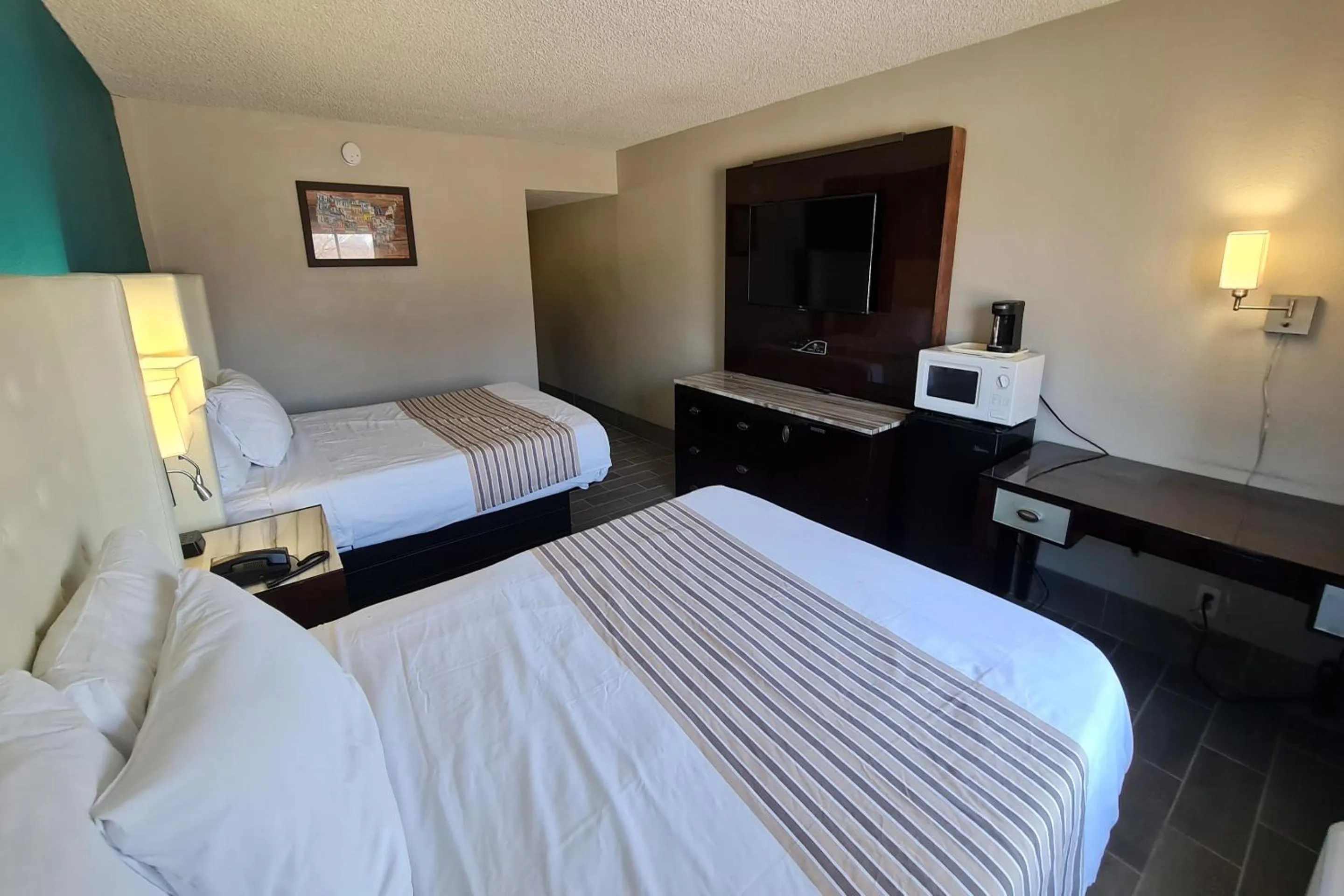 Bedroom, Bed in Rodeway Inn