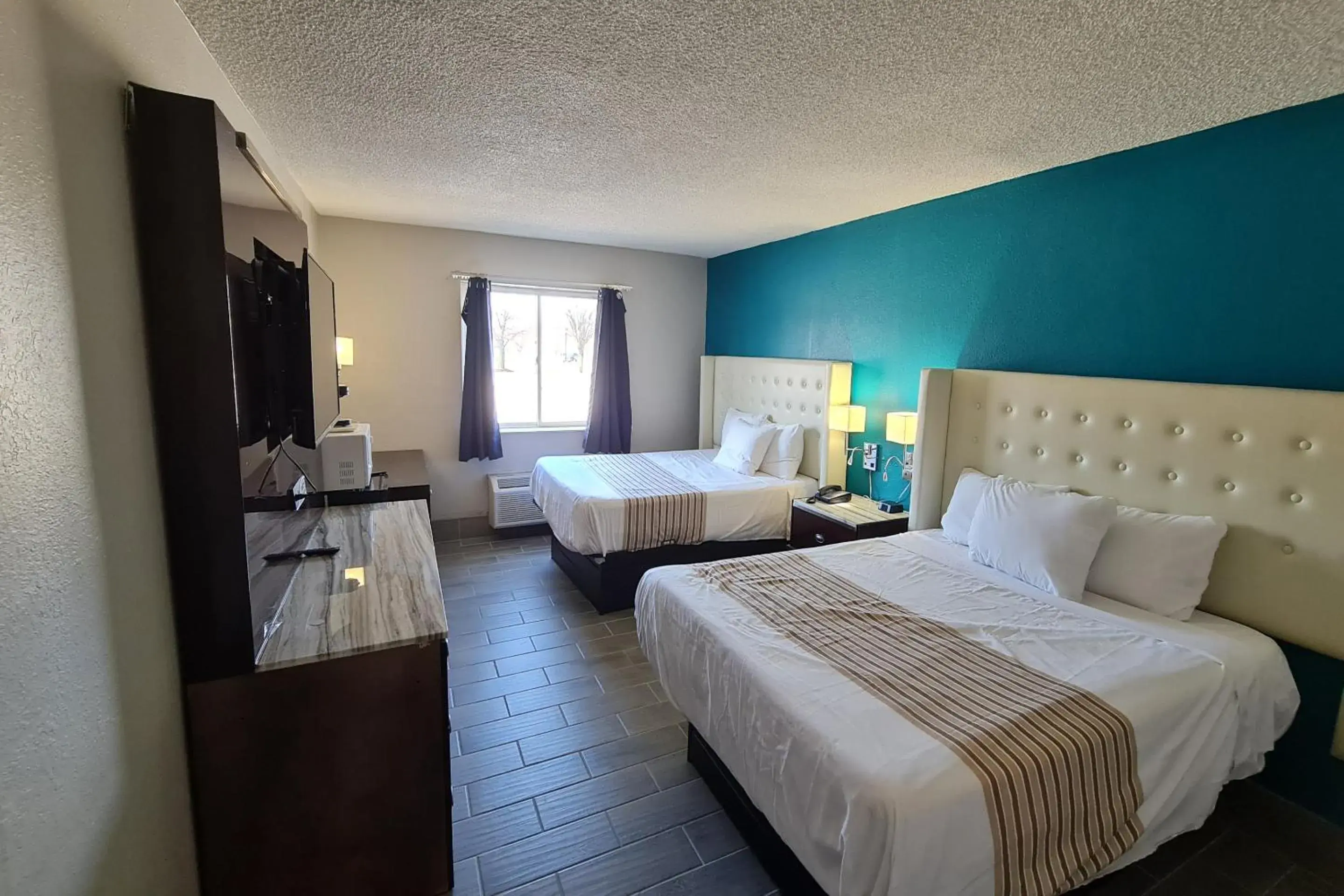 Bedroom, Bed in Rodeway Inn Bedroom, Bed in Rodeway Inn