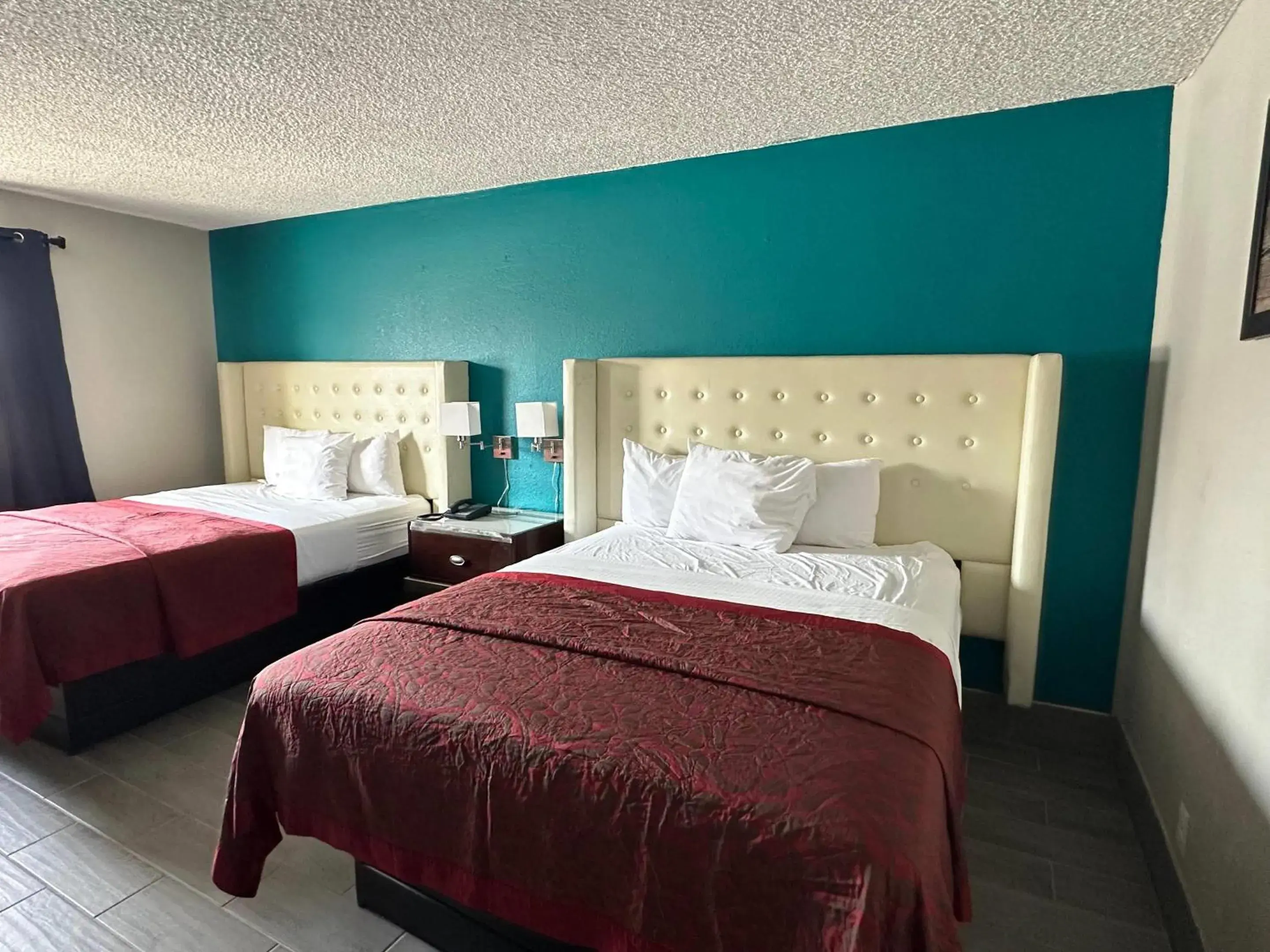 Bedroom, Bed in Rodeway Inn Bedroom, Bed in Rodeway Inn