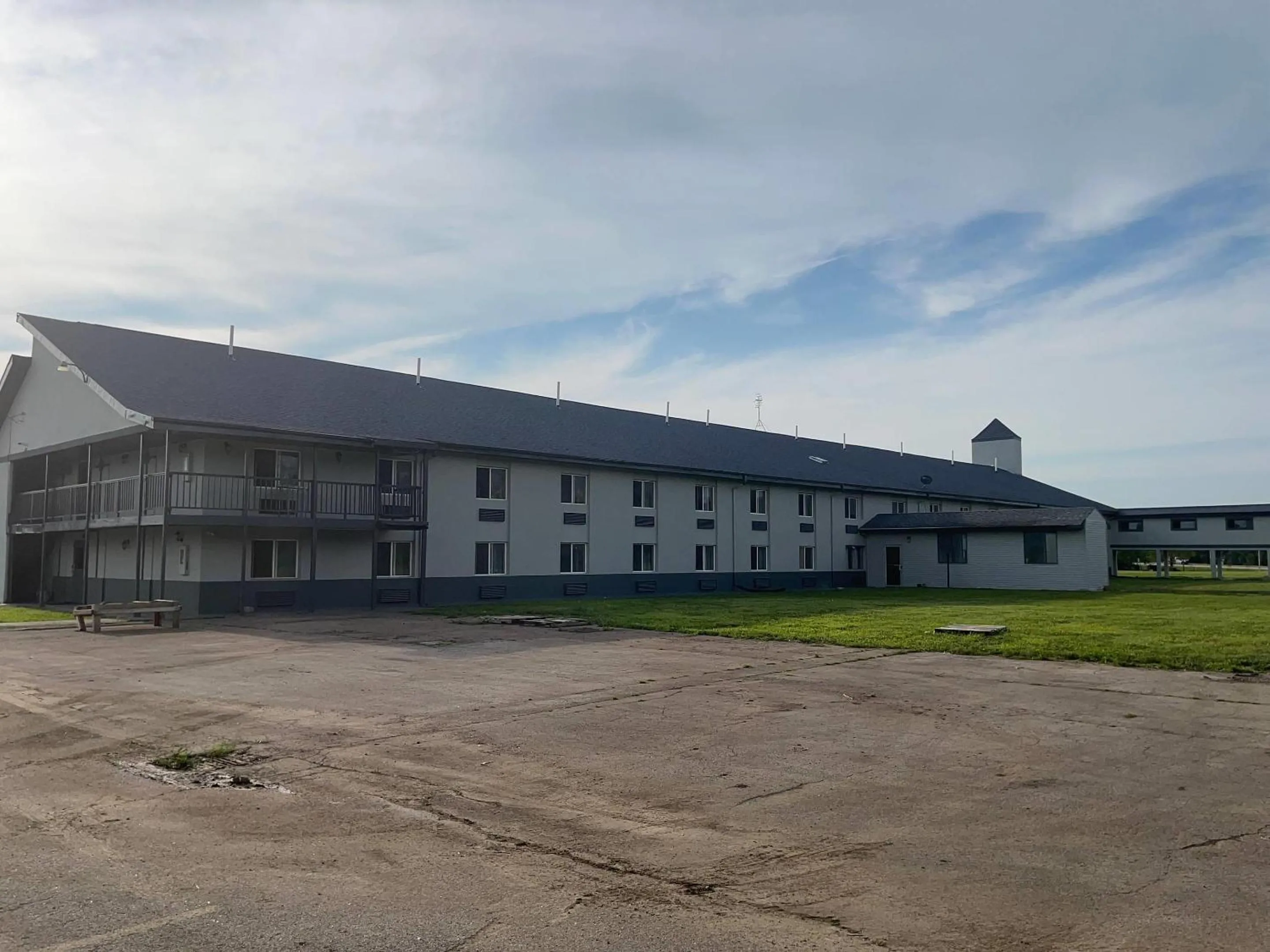 Property building in Rodeway Inn