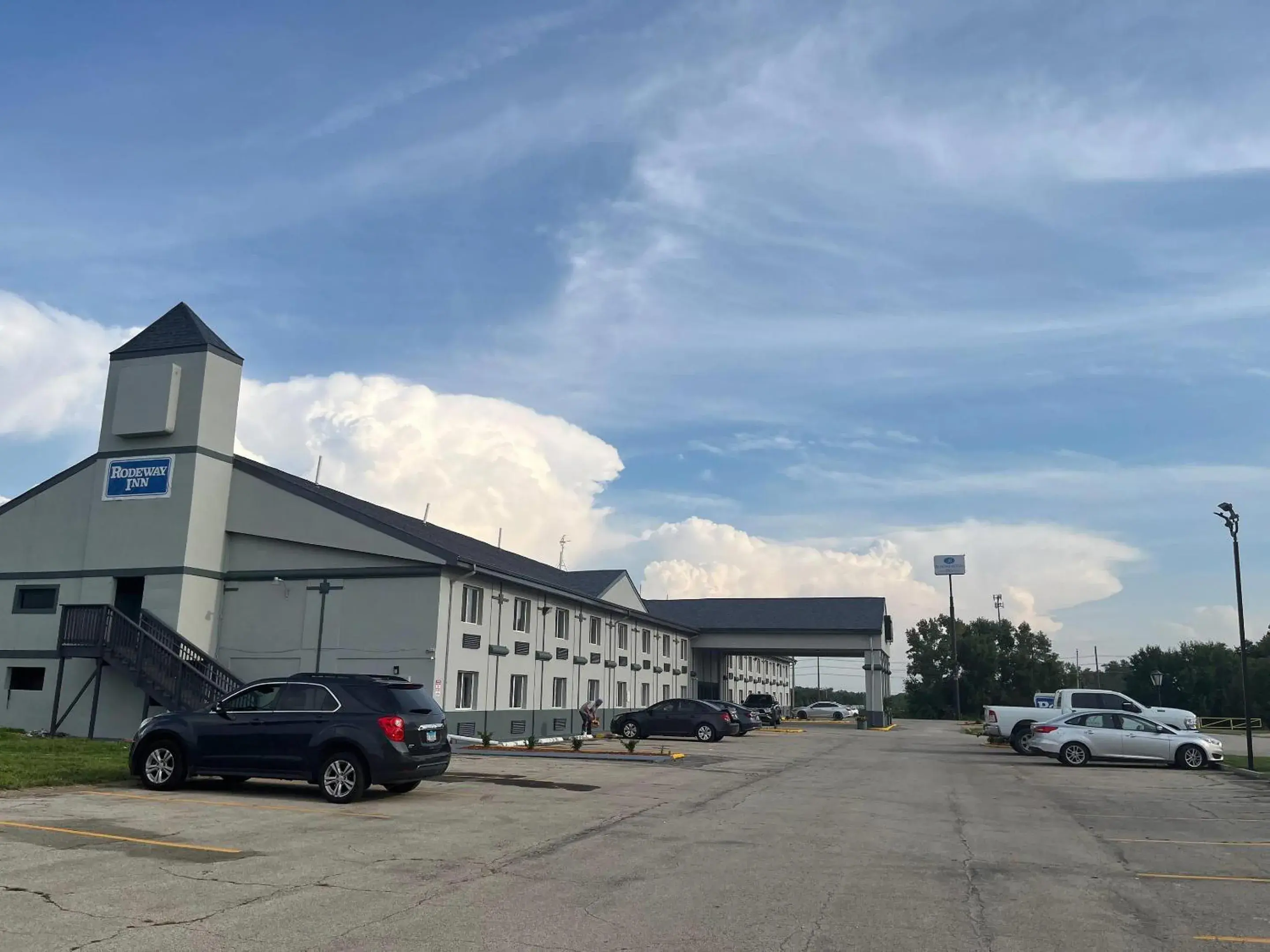 Property building in Rodeway Inn Property building in Rodeway Inn