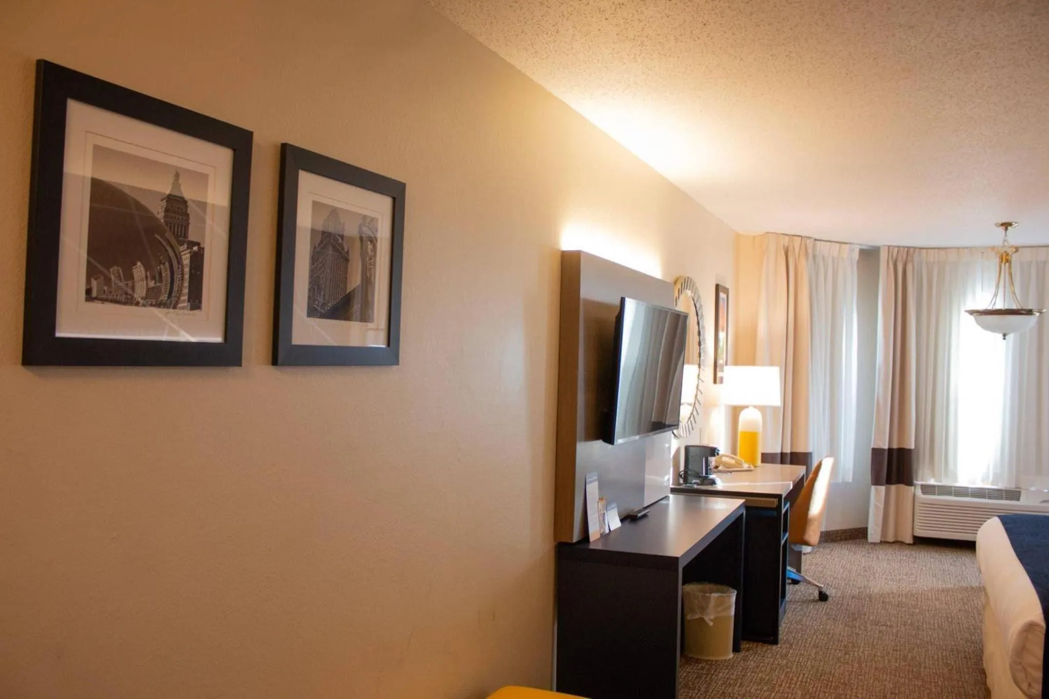 Bedroom in Comfort Inn & Suites Geneva- West Chicago