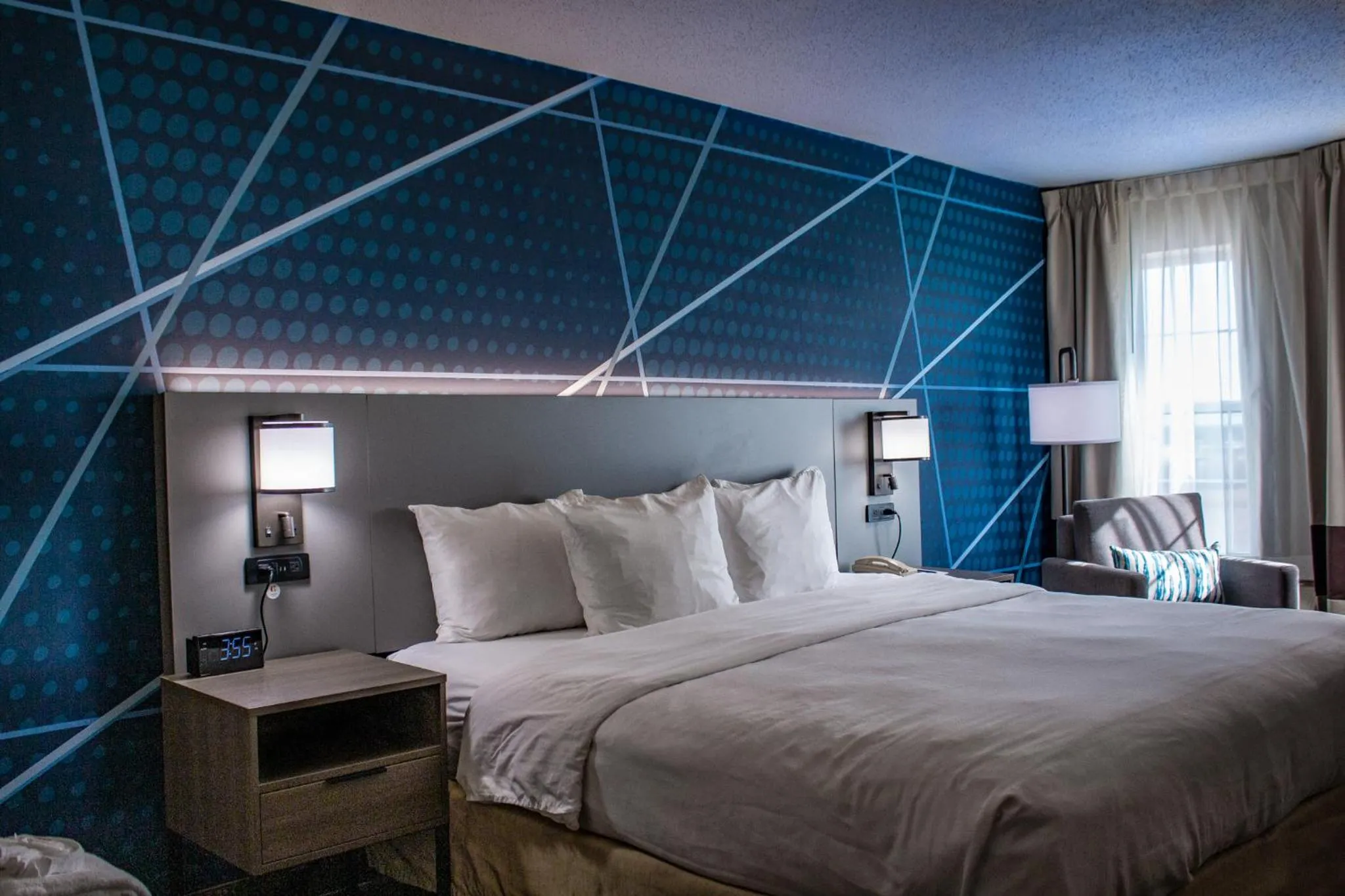 Bed in Comfort Inn & Suites Geneva- West Chicago