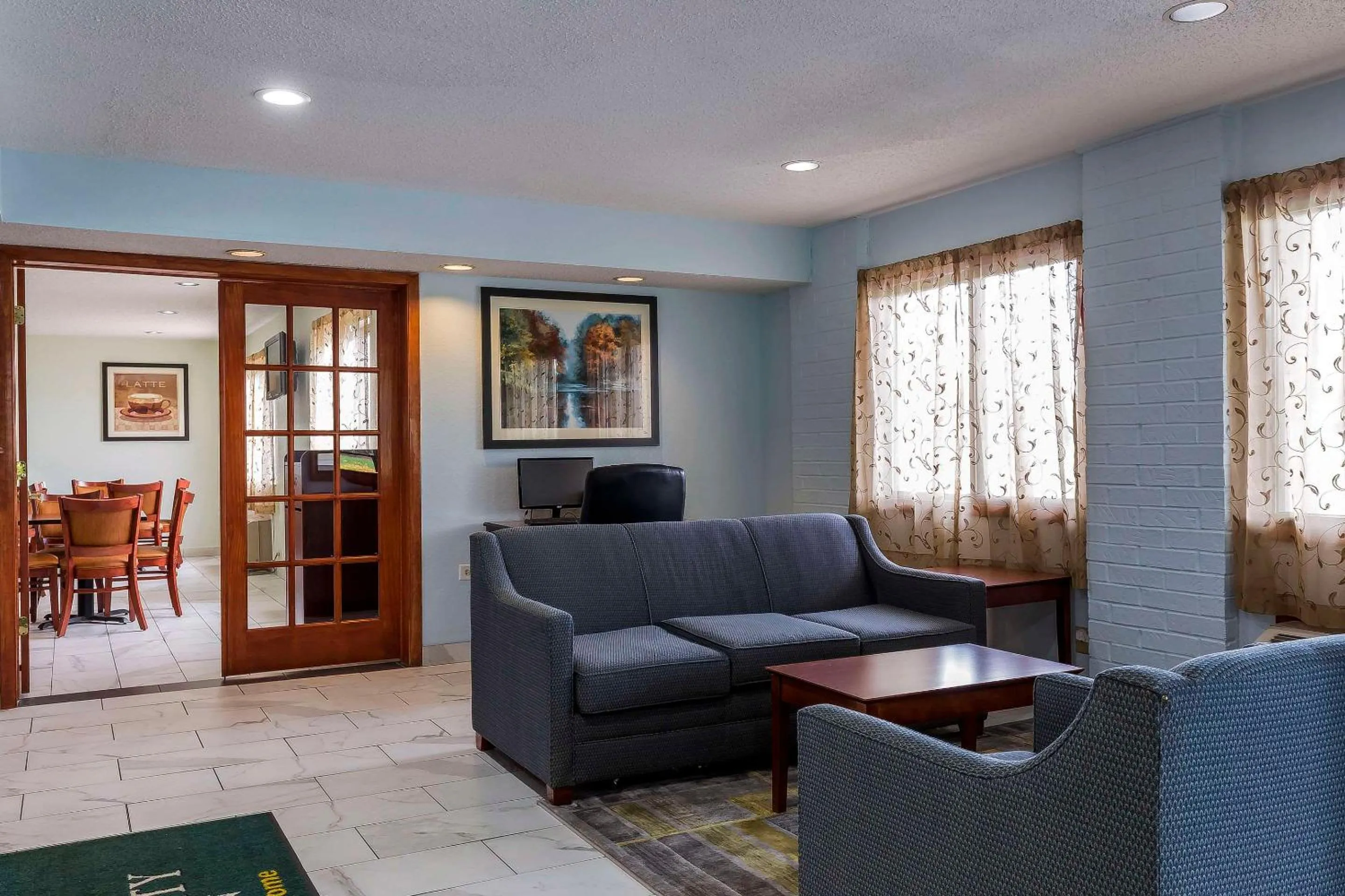 Lobby or reception in Quality Inn Sycamore - DeKalb