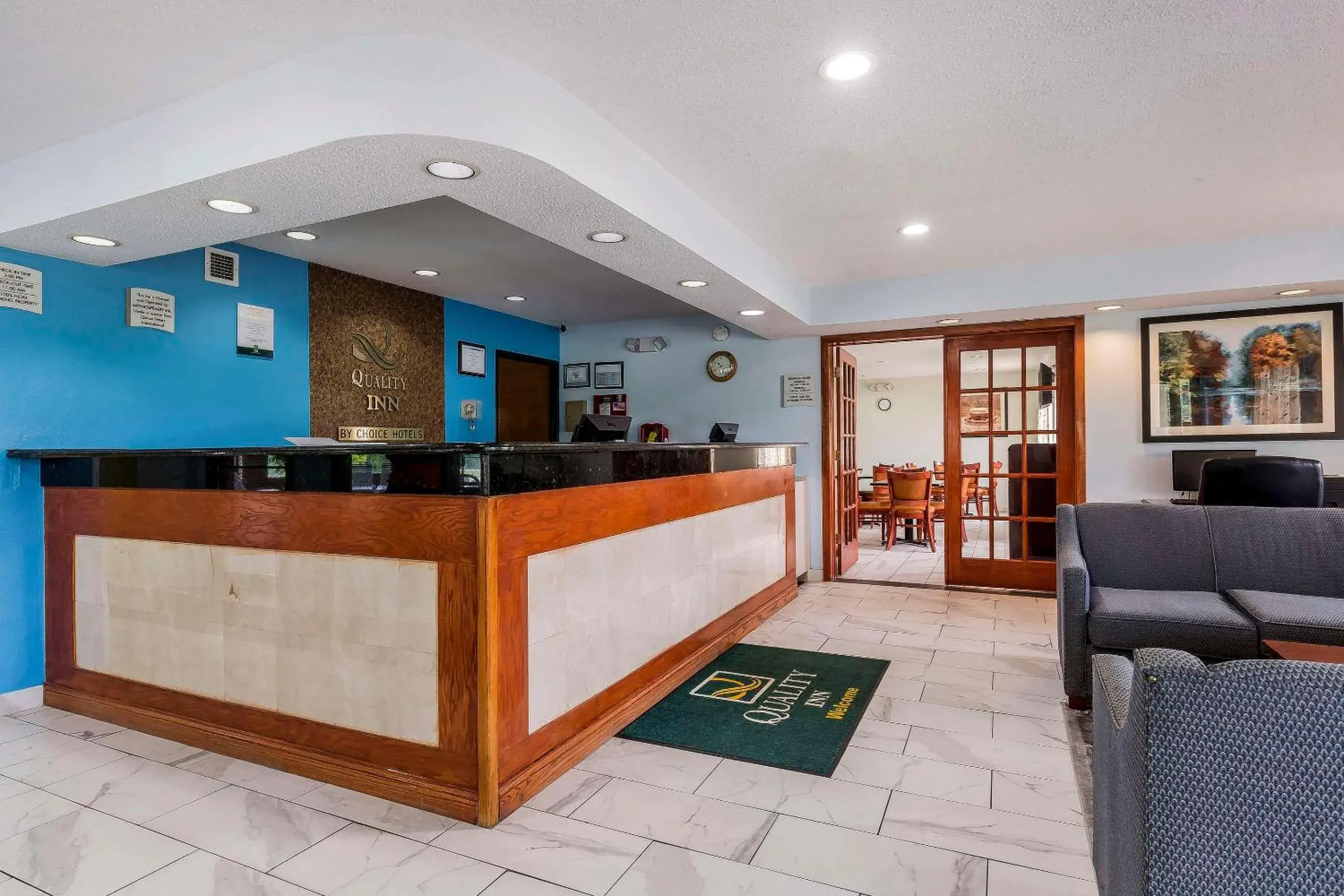 Lobby or reception in Quality Inn Sycamore - DeKalb Lobby or reception in Quality Inn Sycamore - DeKalb