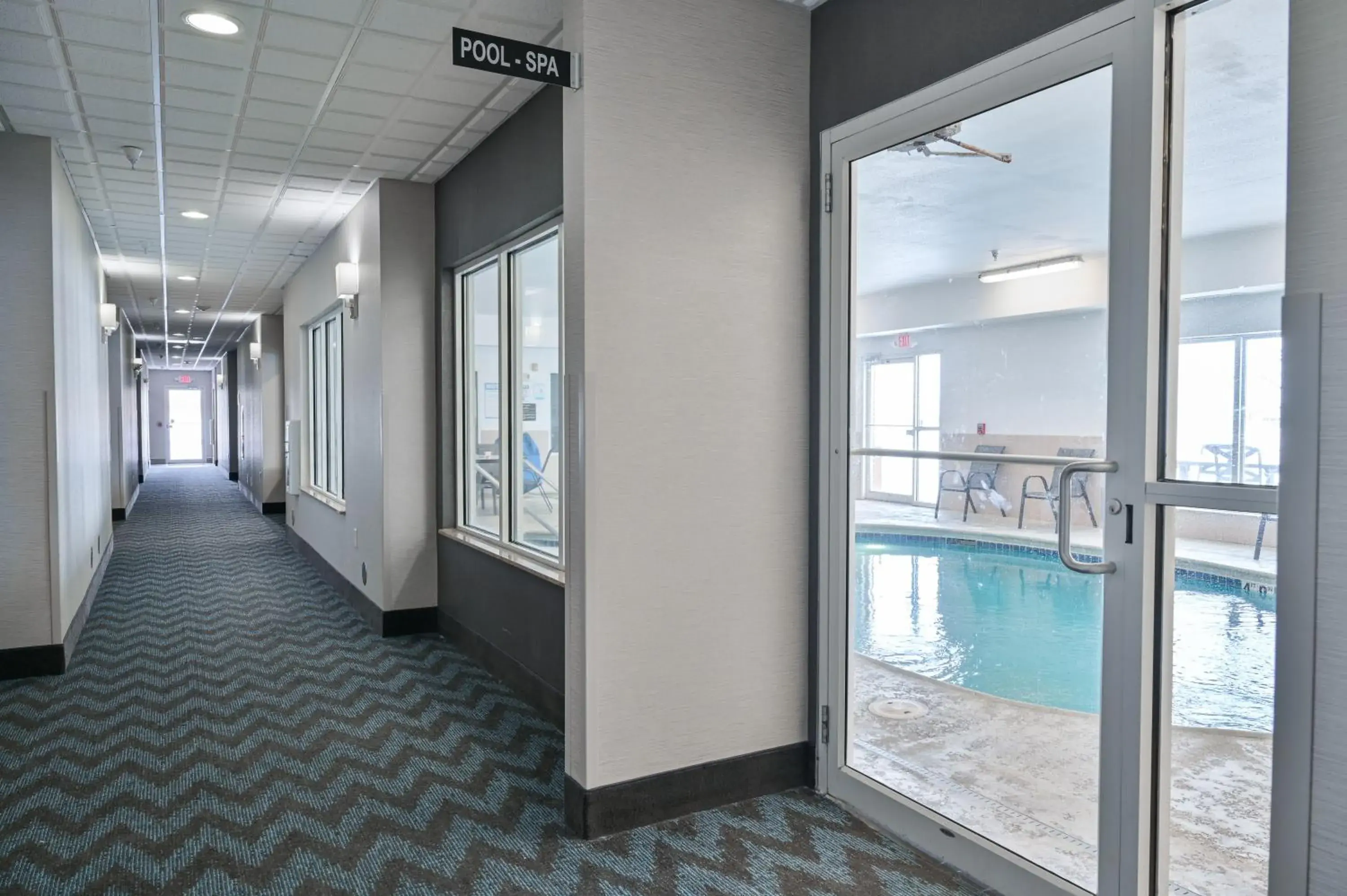 Pool view in Sleep Inn & Suites Washington near Peoria Pool view in Sleep Inn & Suites Washington near Peoria