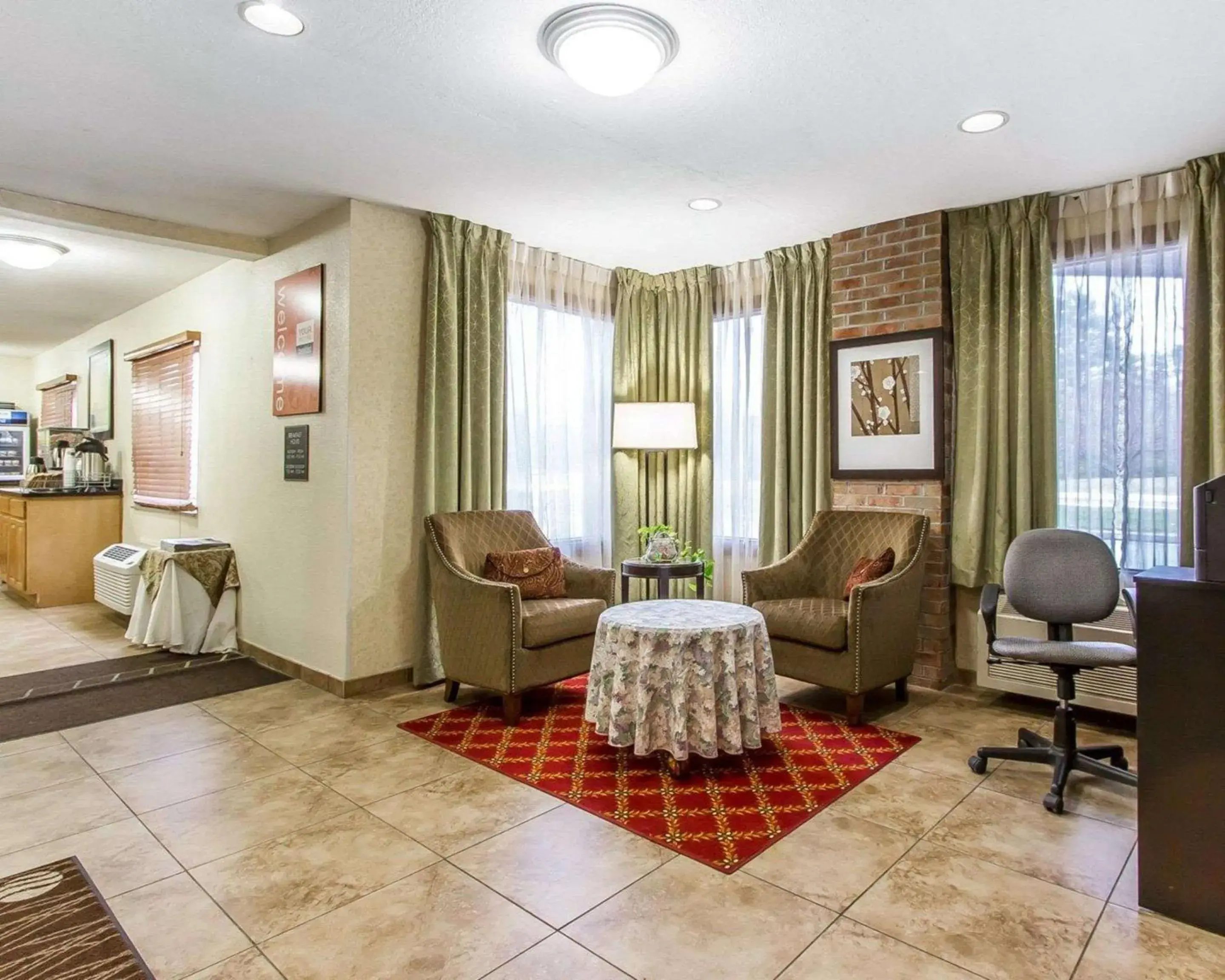 Lobby or reception in Quality Inn Macomb near University Area Lobby or reception in Quality Inn Macomb near University Area