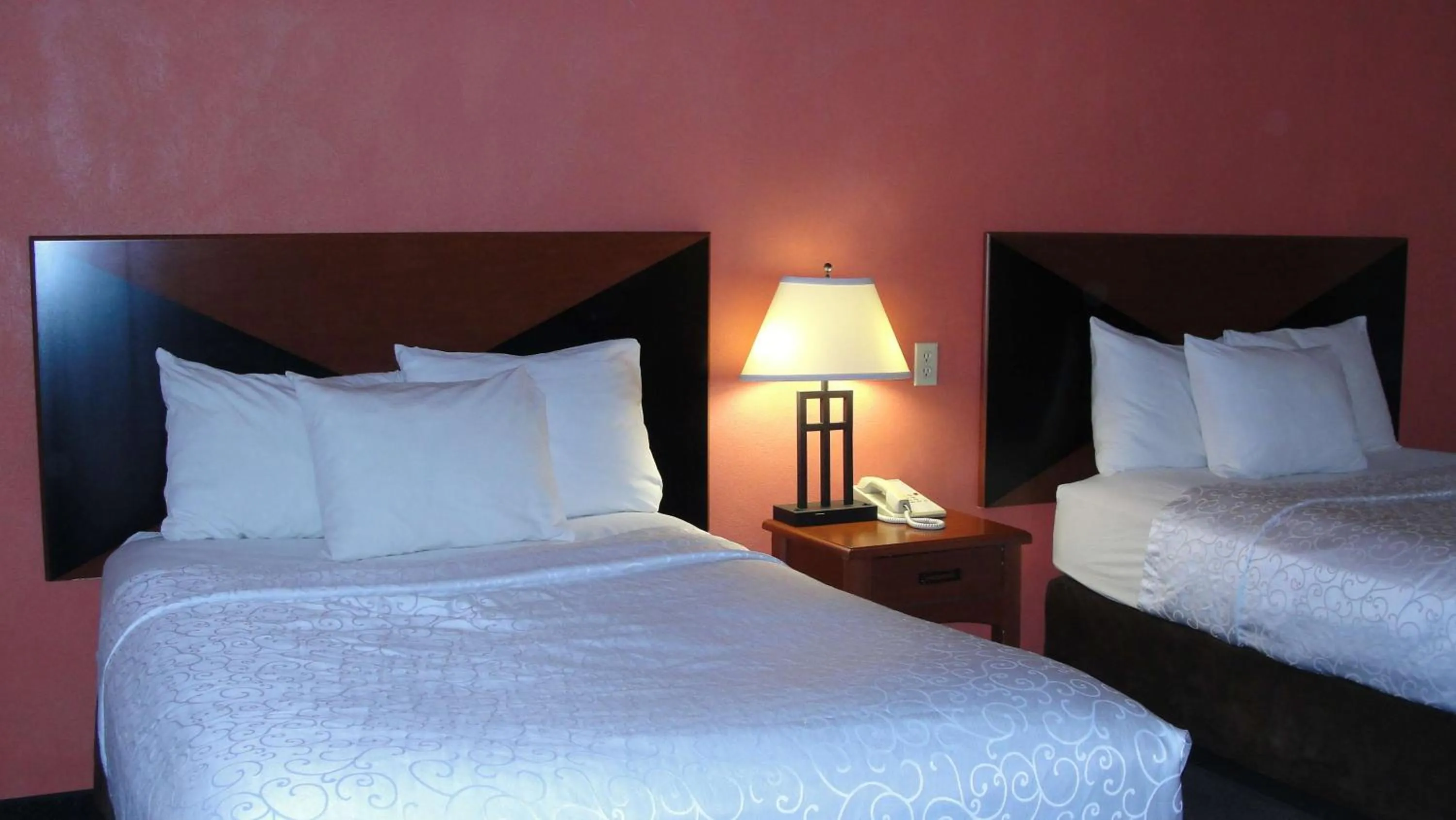 Bedroom, Bed in SureStay Hotel by Best Western Greenville