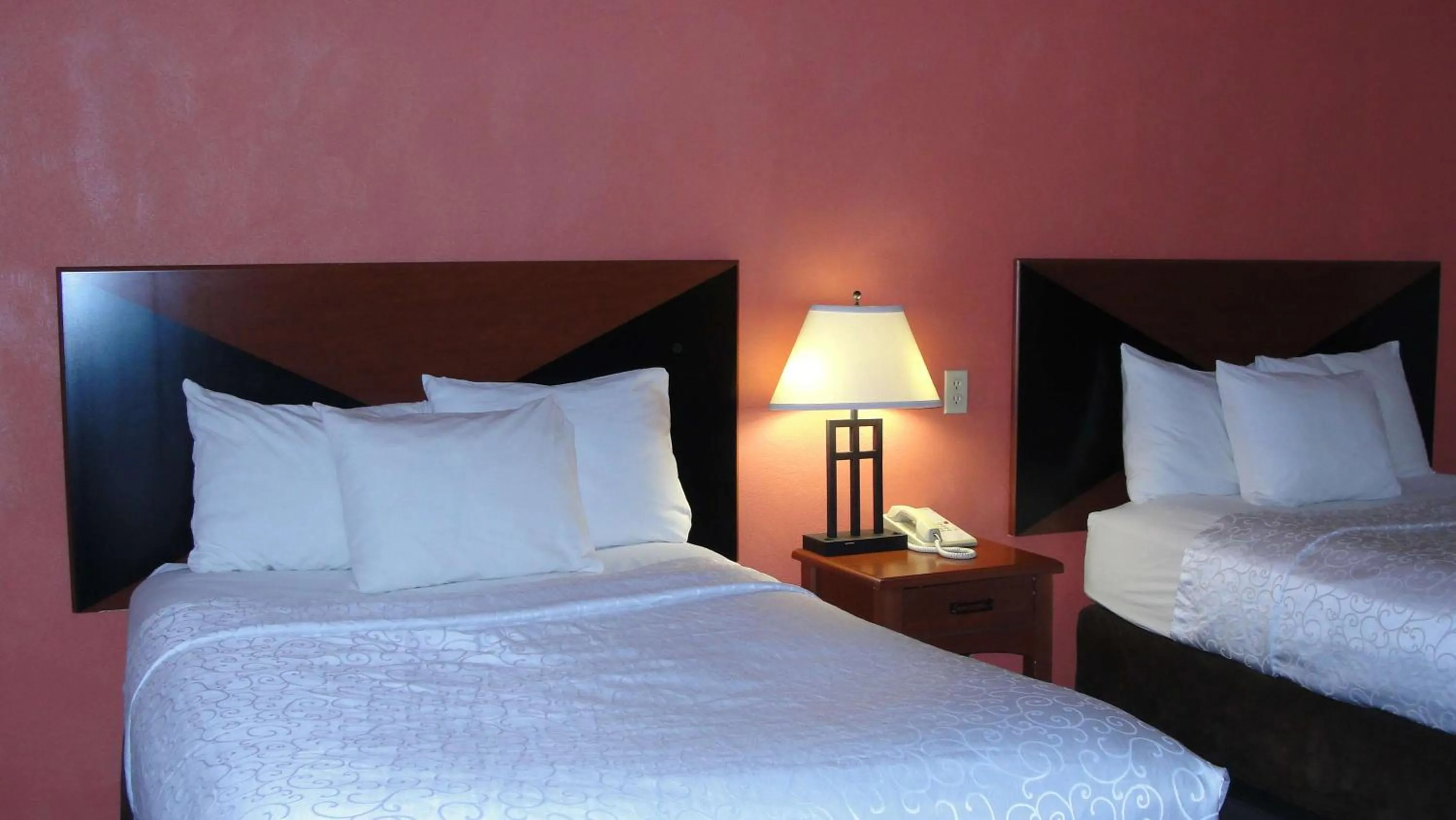 Bedroom, Bed in SureStay Hotel by Best Western Greenville