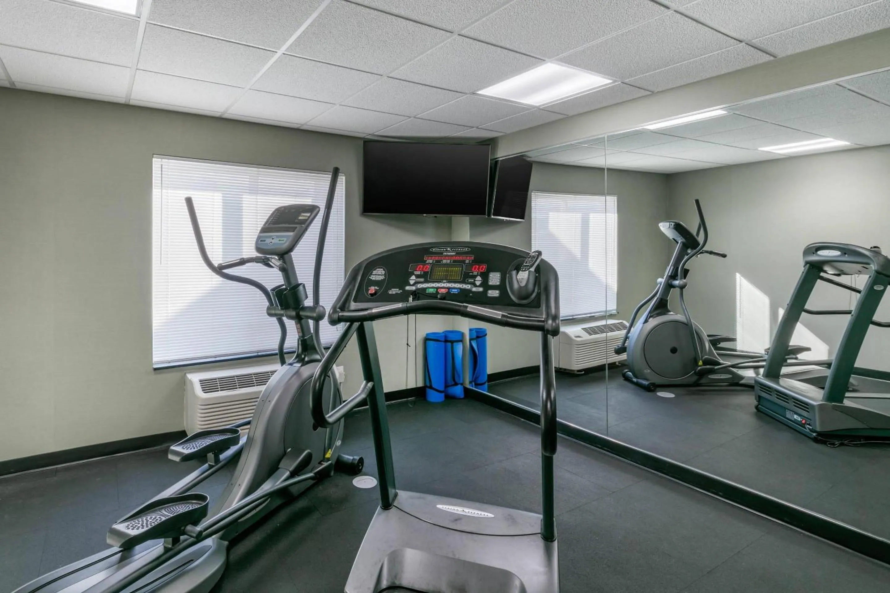 Fitness centre/facilities in Comfort Inn & Suites Marion I-57