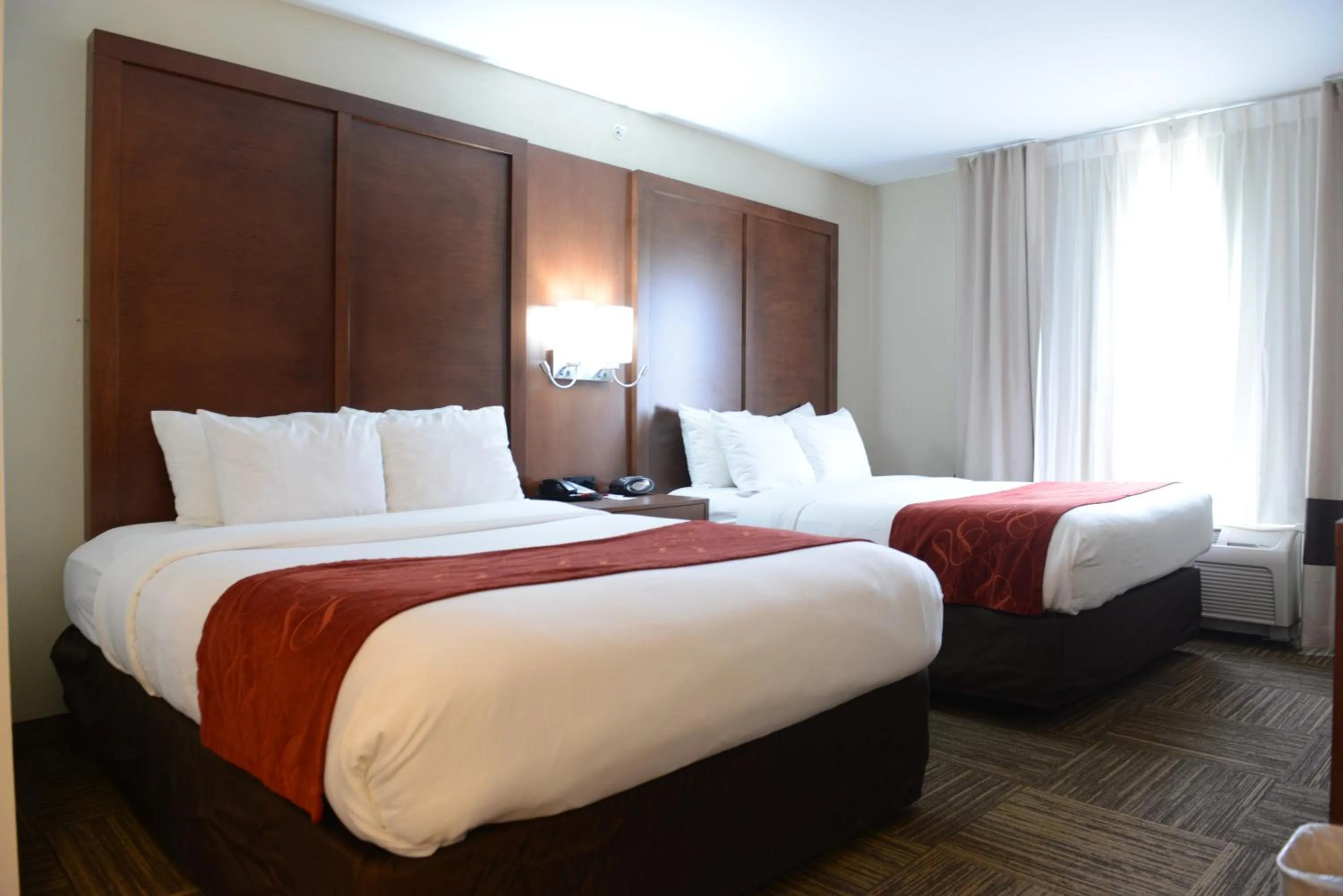 Bed in Comfort Suites Urbana Champaign, University Area