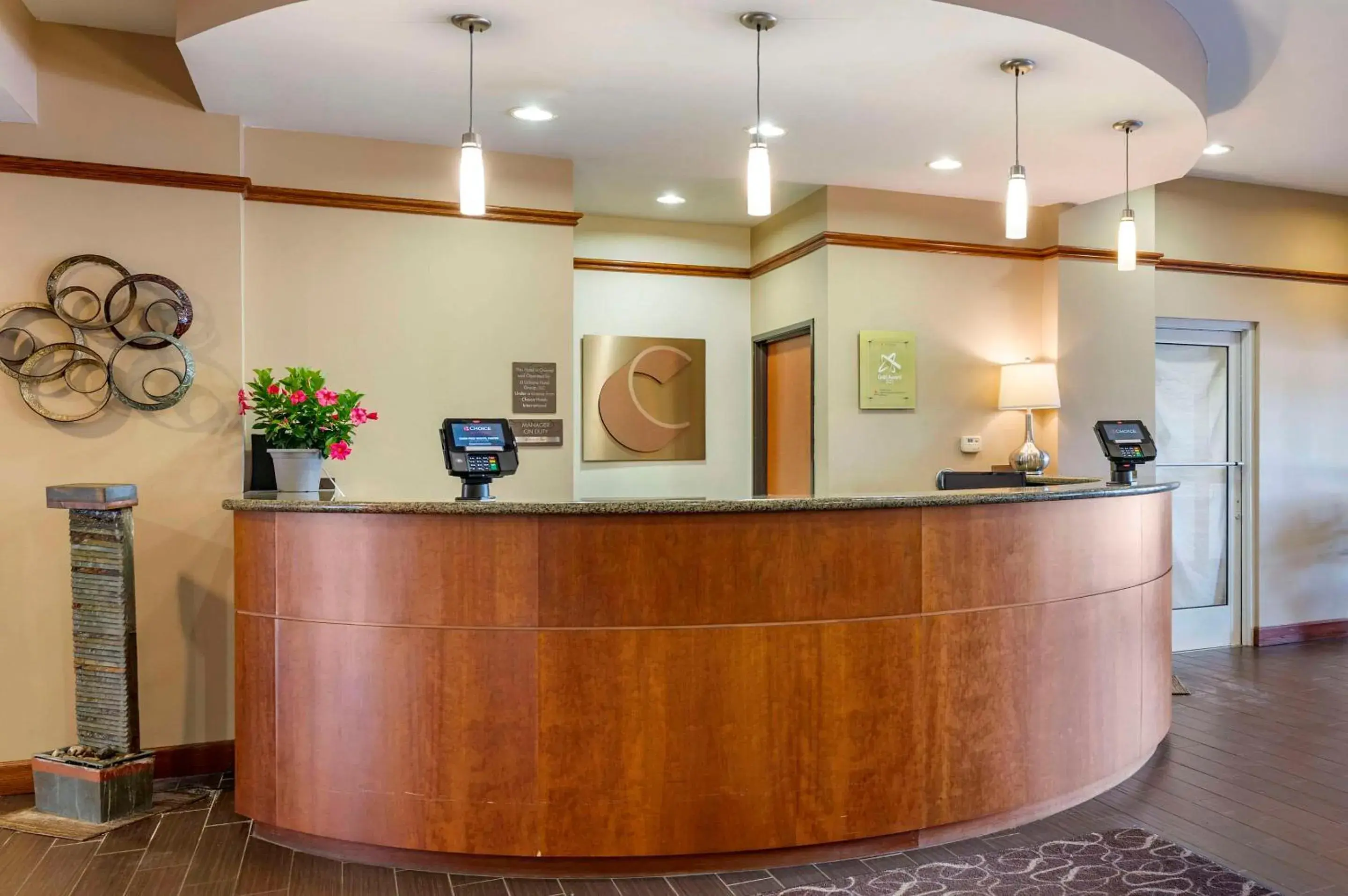 Lobby or reception in Comfort Suites Urbana Champaign, University Area Lobby or reception in Comfort Suites Urbana Champaign, University Area