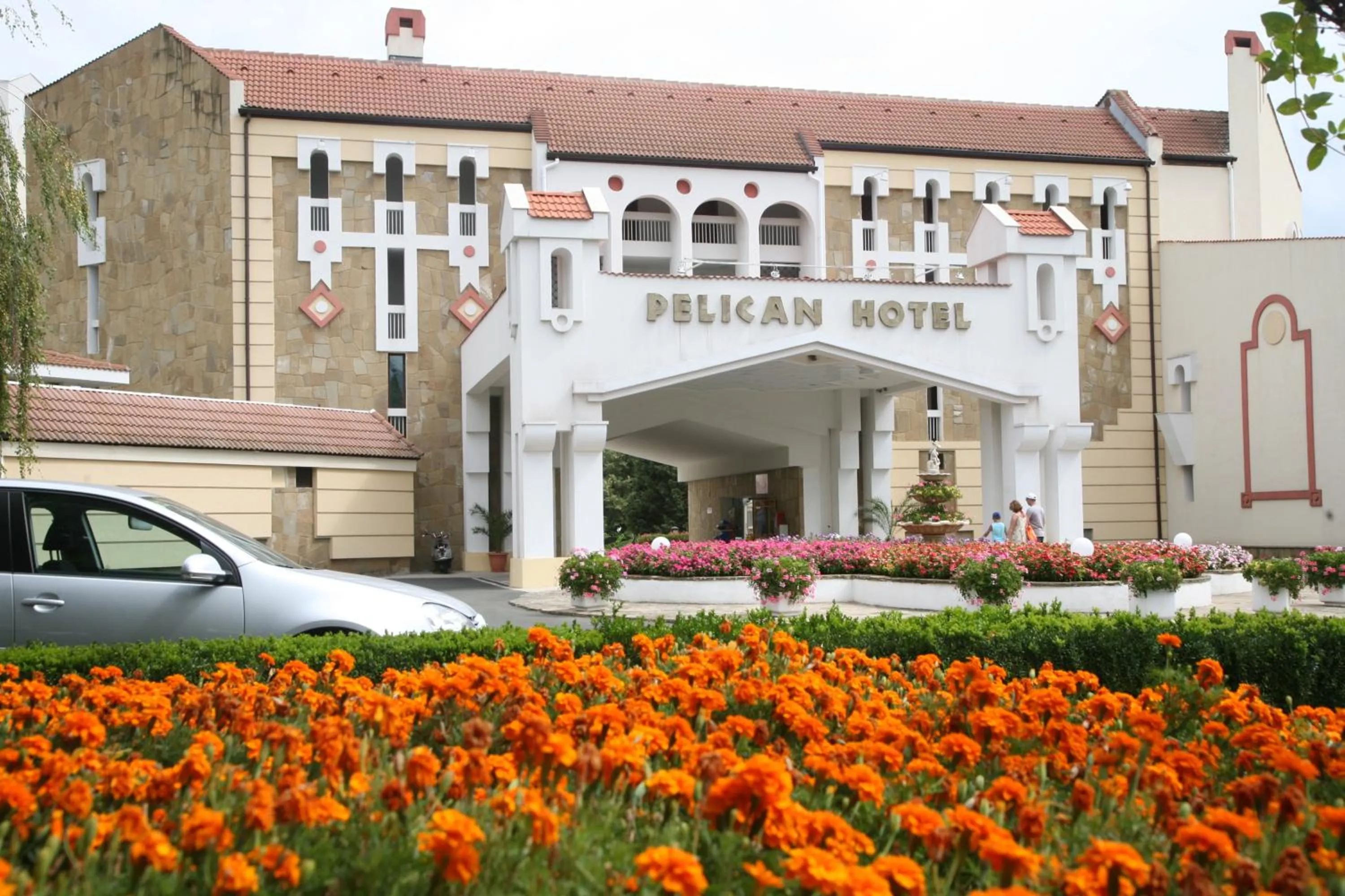 Facade/entrance in Duni Pelican Hotel - All Inclusive