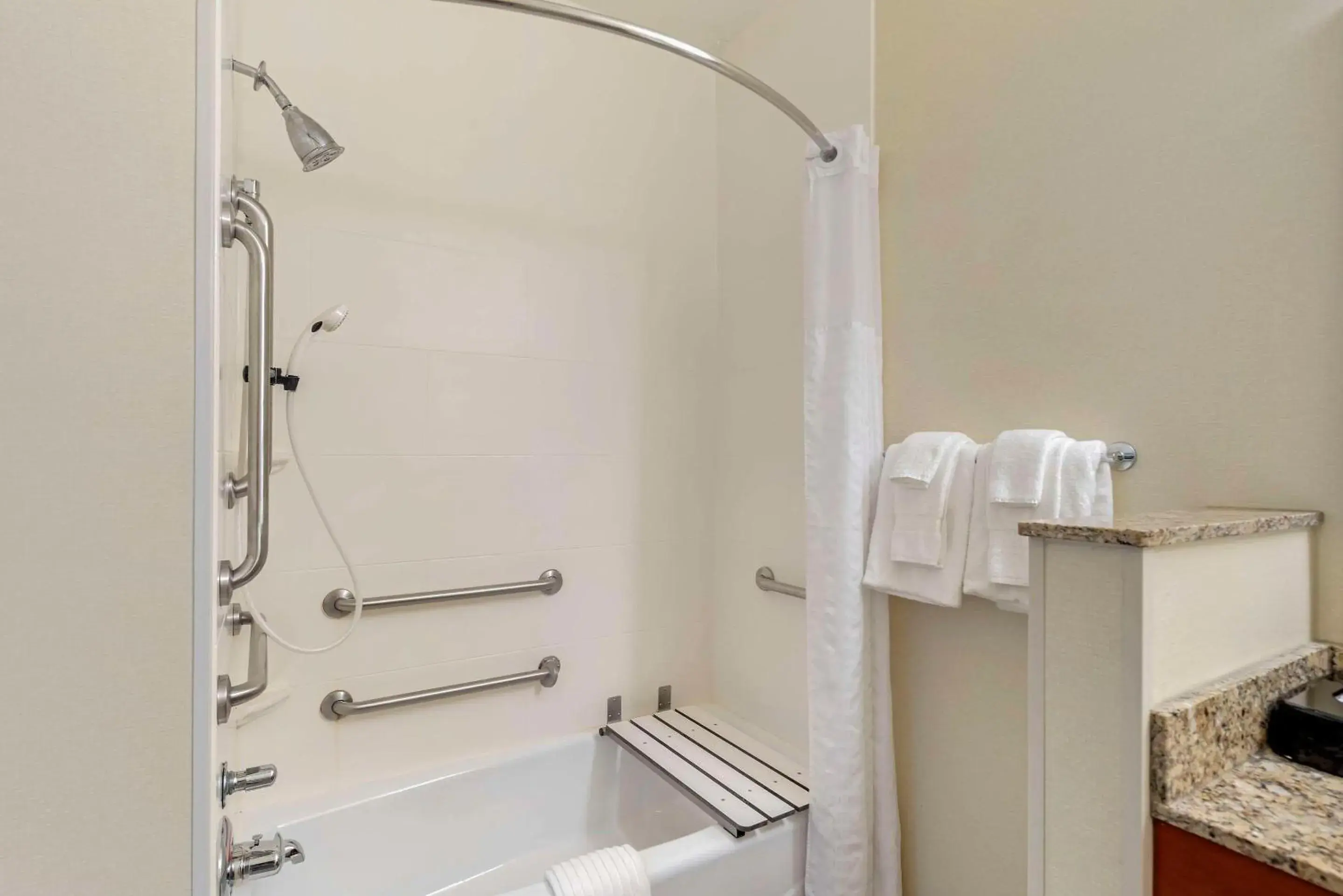 Bedroom in Comfort Suites Normal University area Bedroom in Comfort Suites Normal University area