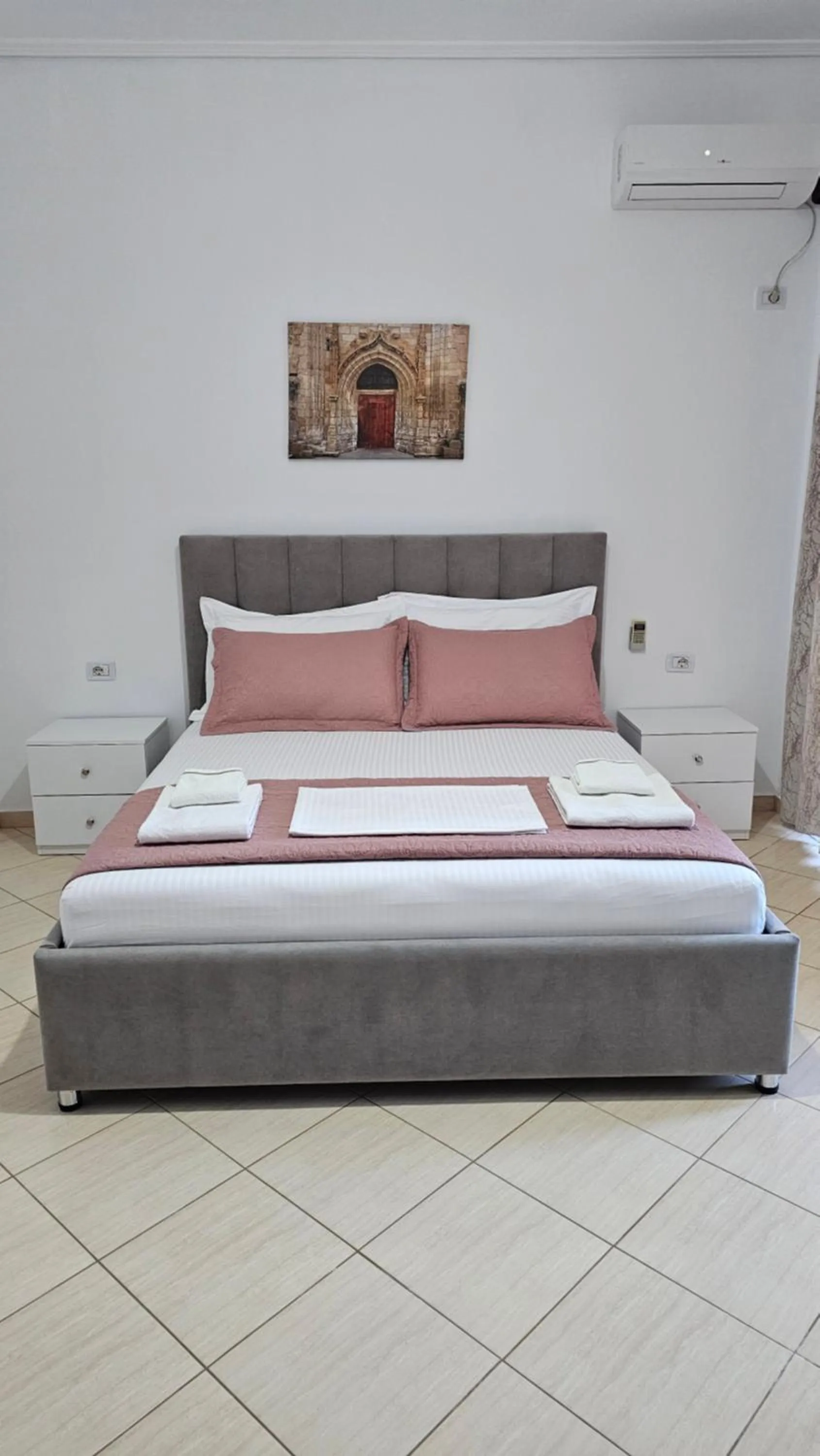 Photo of the whole room, Bed in Vila Malo