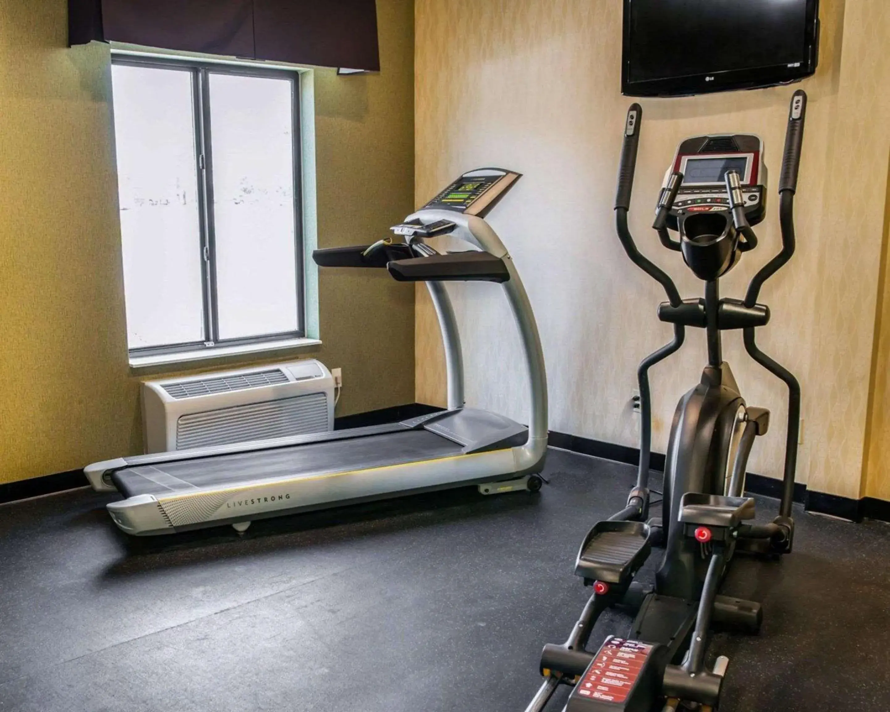 Fitness centre/facilities in Quality Inn Franklin I-65 Fitness centre/facilities in Quality Inn Franklin I-65