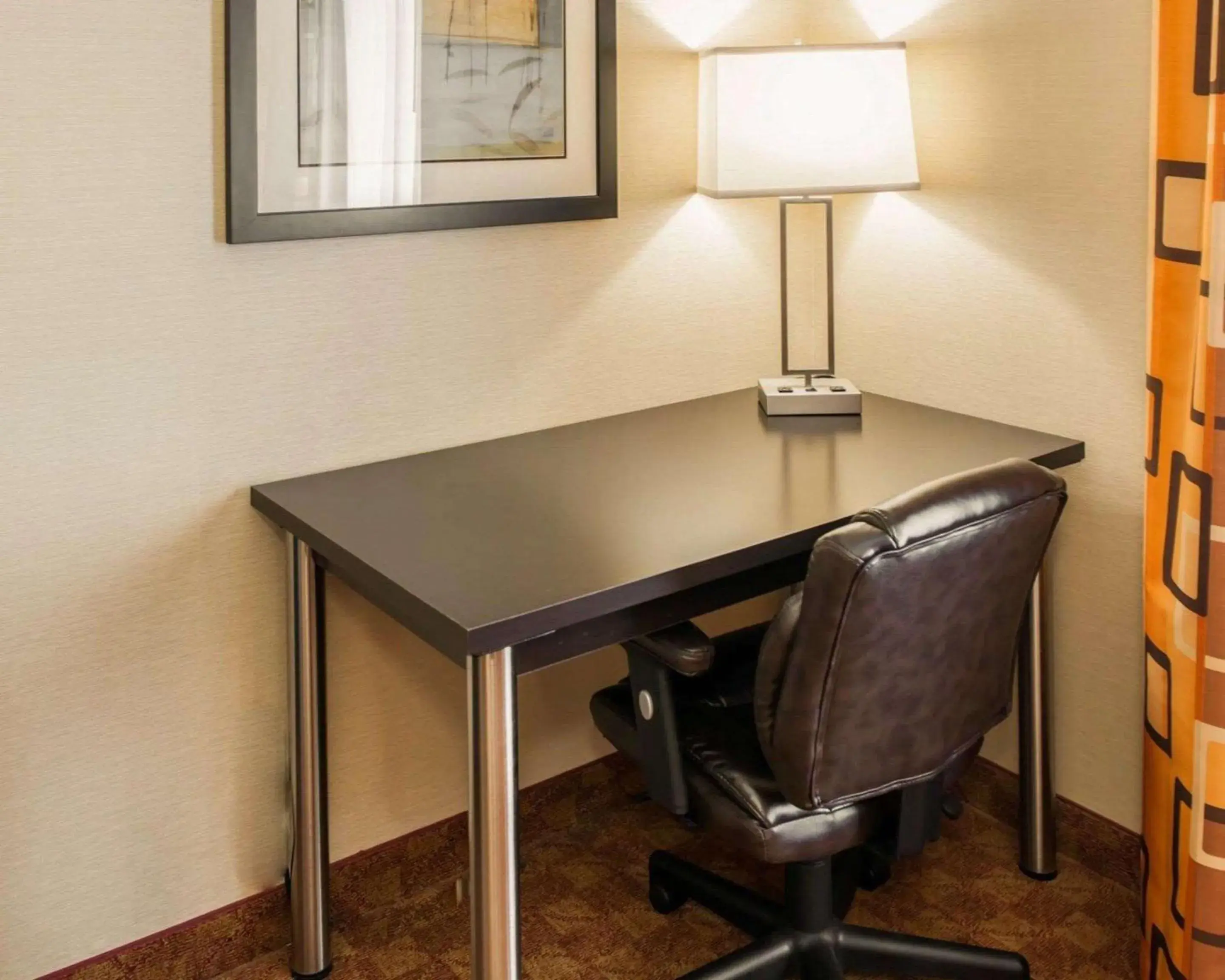 Photo of the whole room in Quality Inn Franklin I-65 Photo of the whole room in Quality Inn Franklin I-65