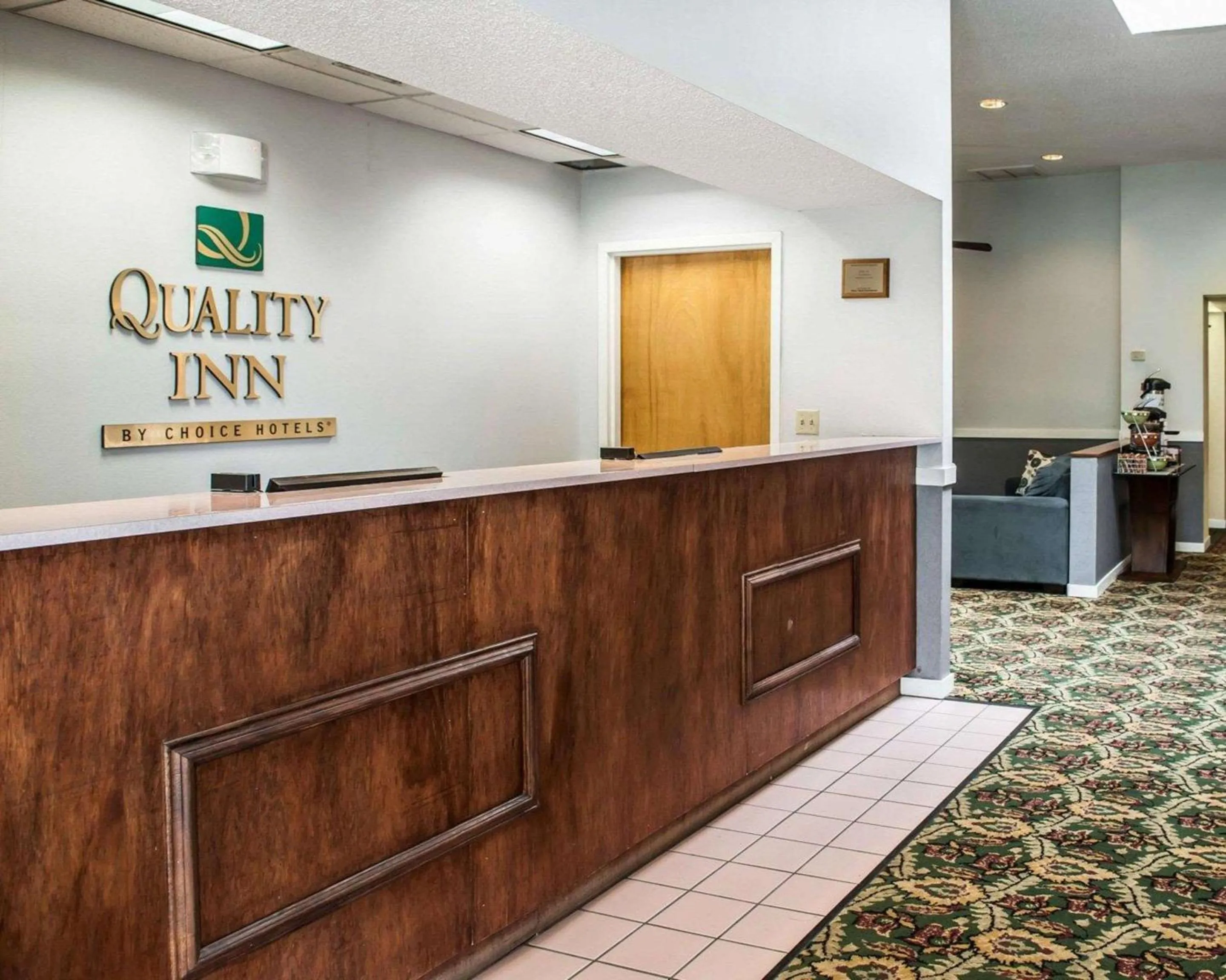 Lobby or reception in Quality Inn Rochester South