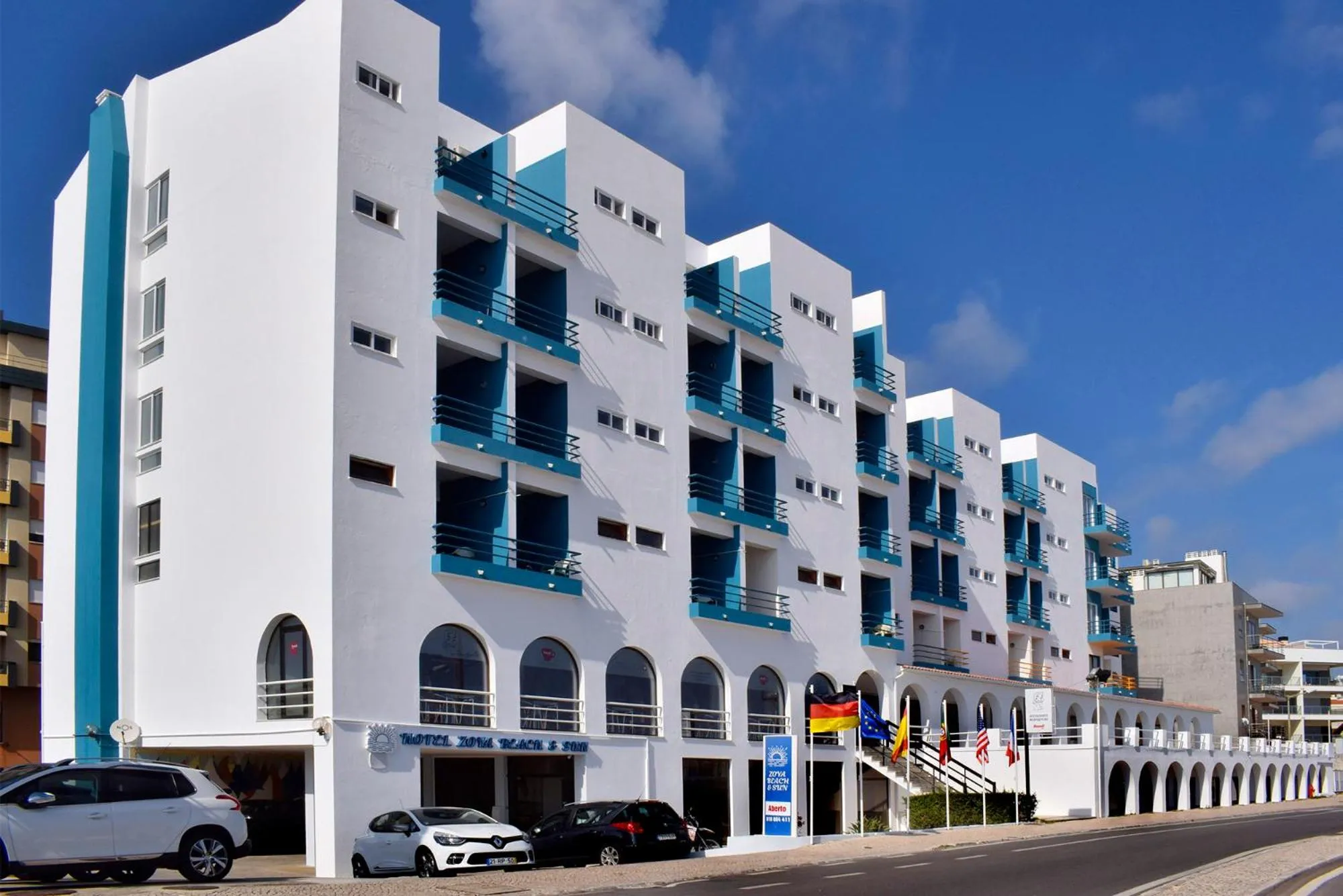 THE FOZ Beach Hotel