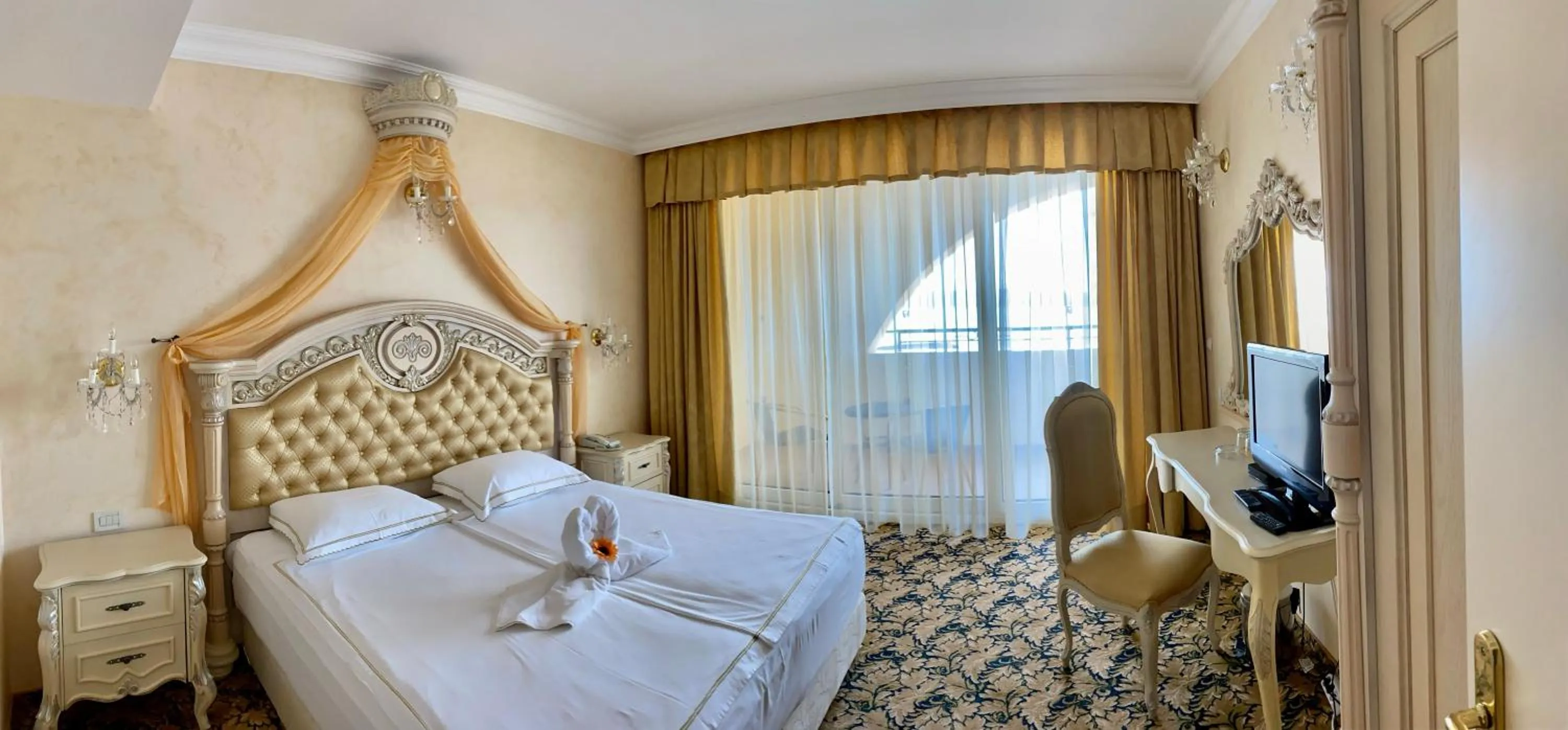 Photo of the whole room, Bed in Duni Marina Beach Hotel - All Inclusive