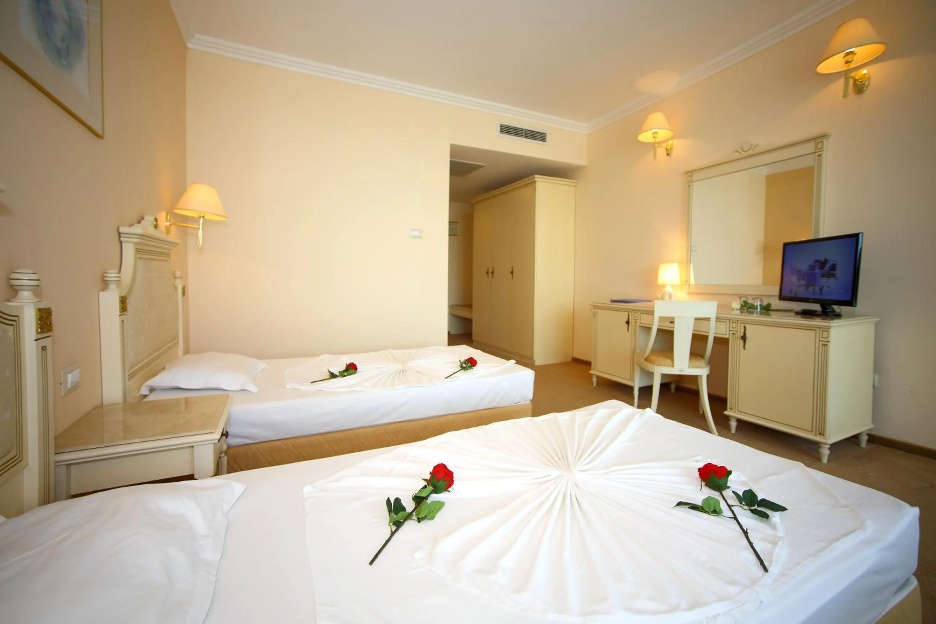 Bed in Duni Marina Beach Hotel - All Inclusive