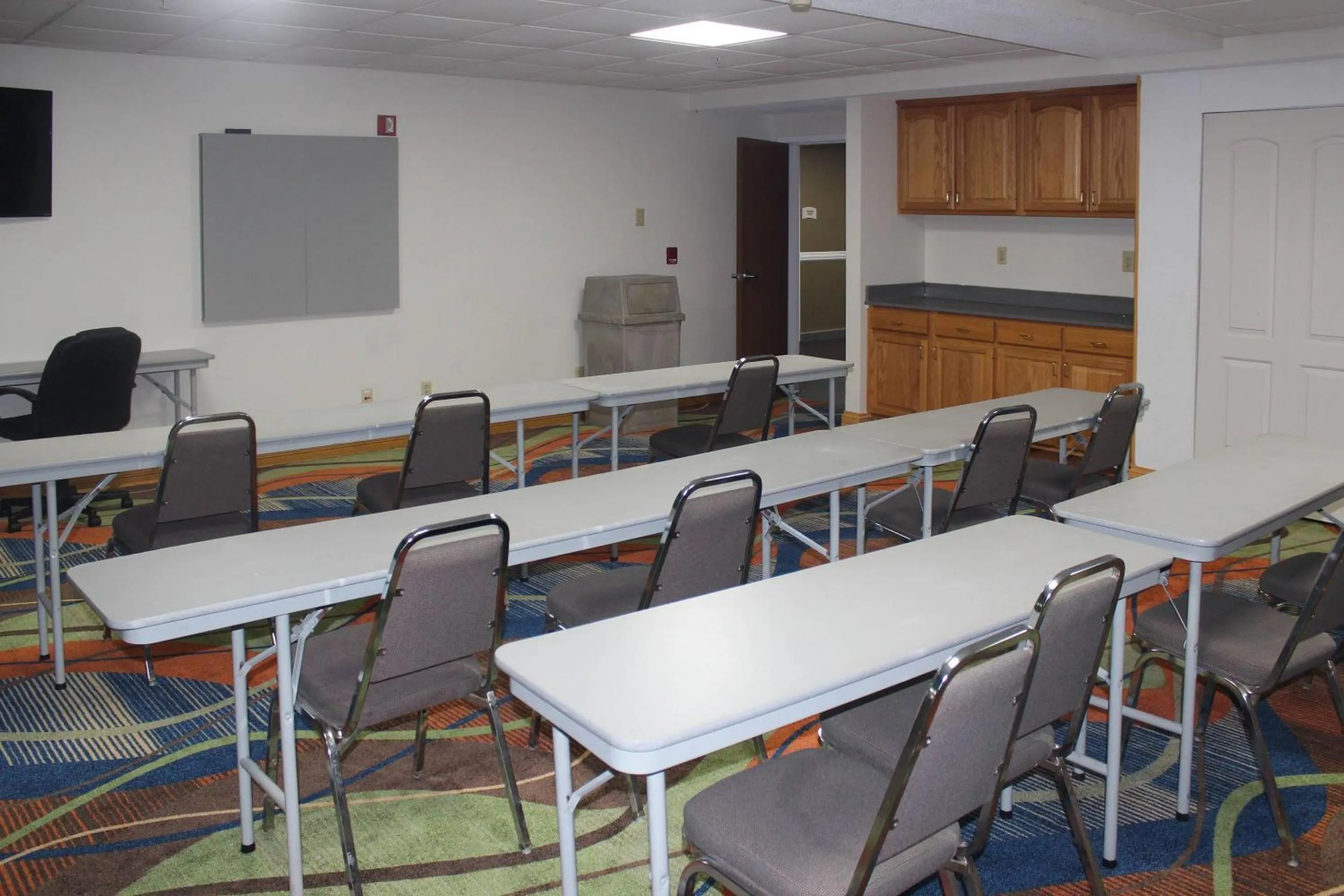 Meeting/conference room in Quality Inn North Vernon