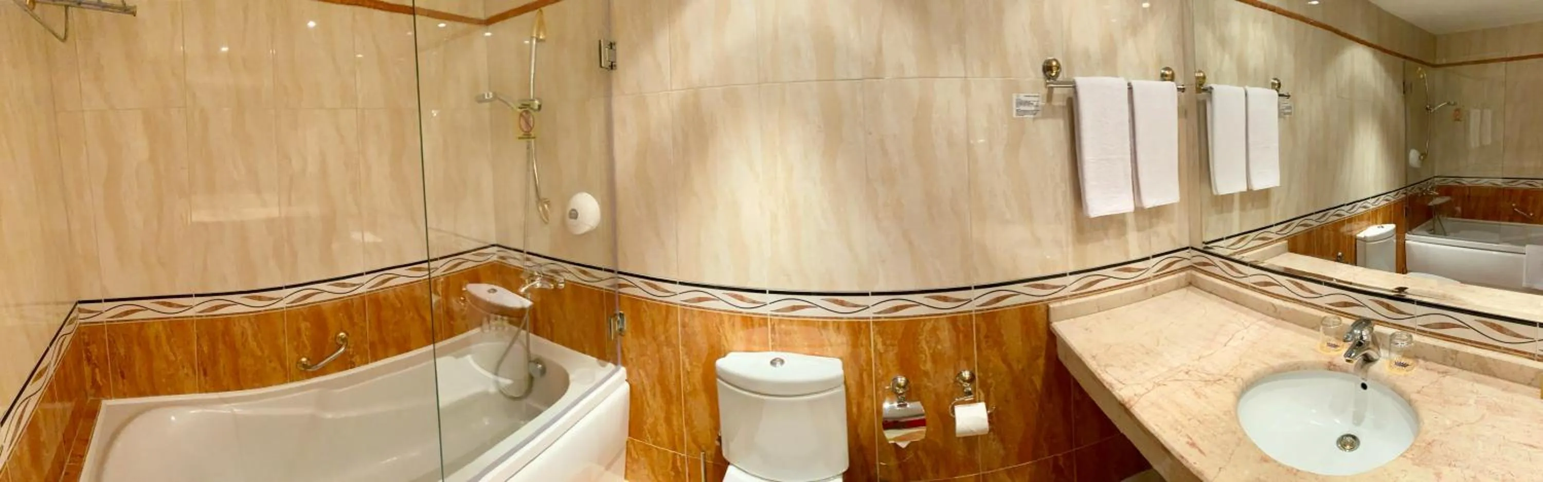 Bathroom in Duni Marina Royal Palace Hotel - Ultra All Inclusive