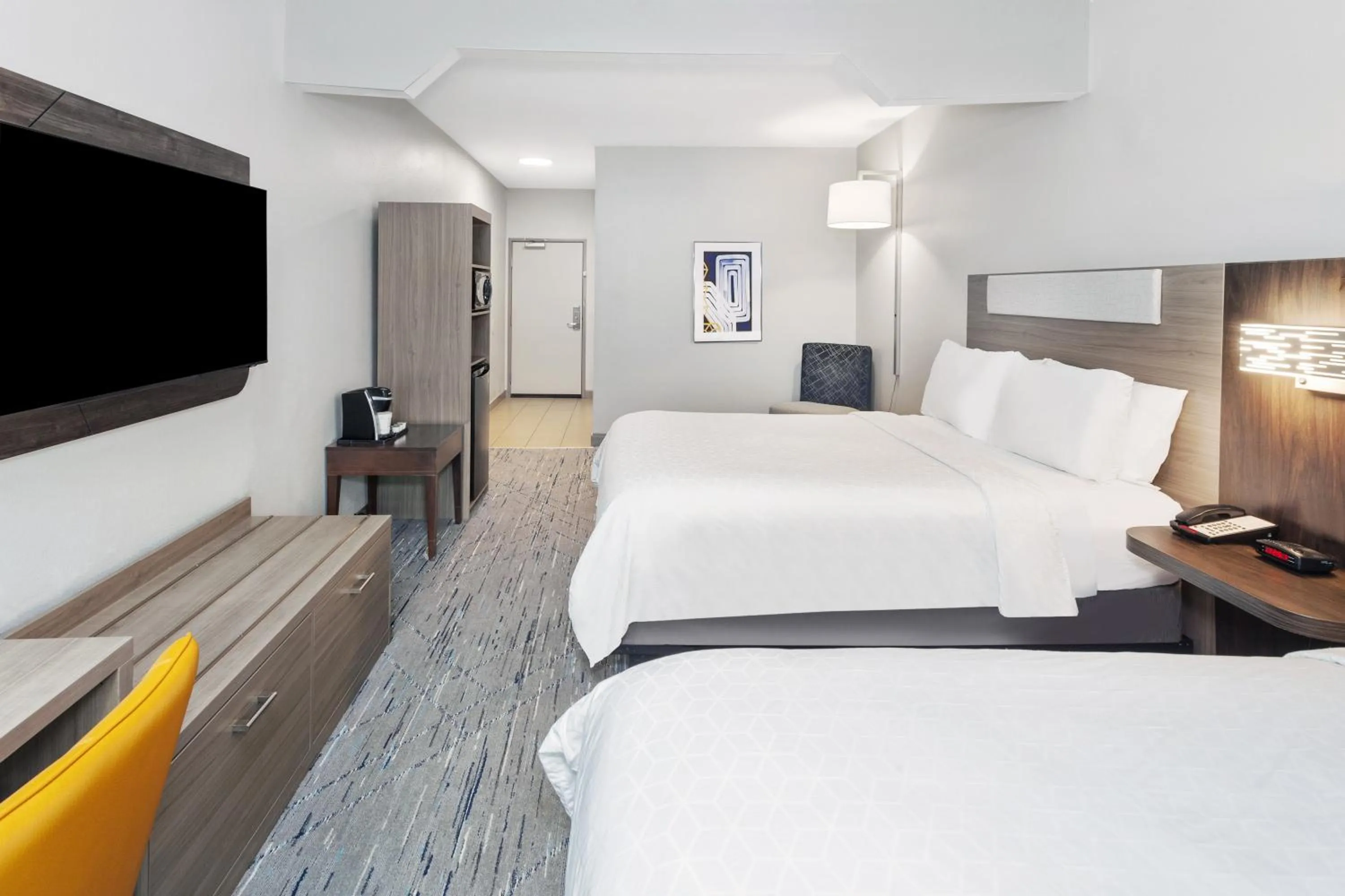 Bedroom, Bed in Holiday Inn Express & Suites Carmel North – Westfield by IHG