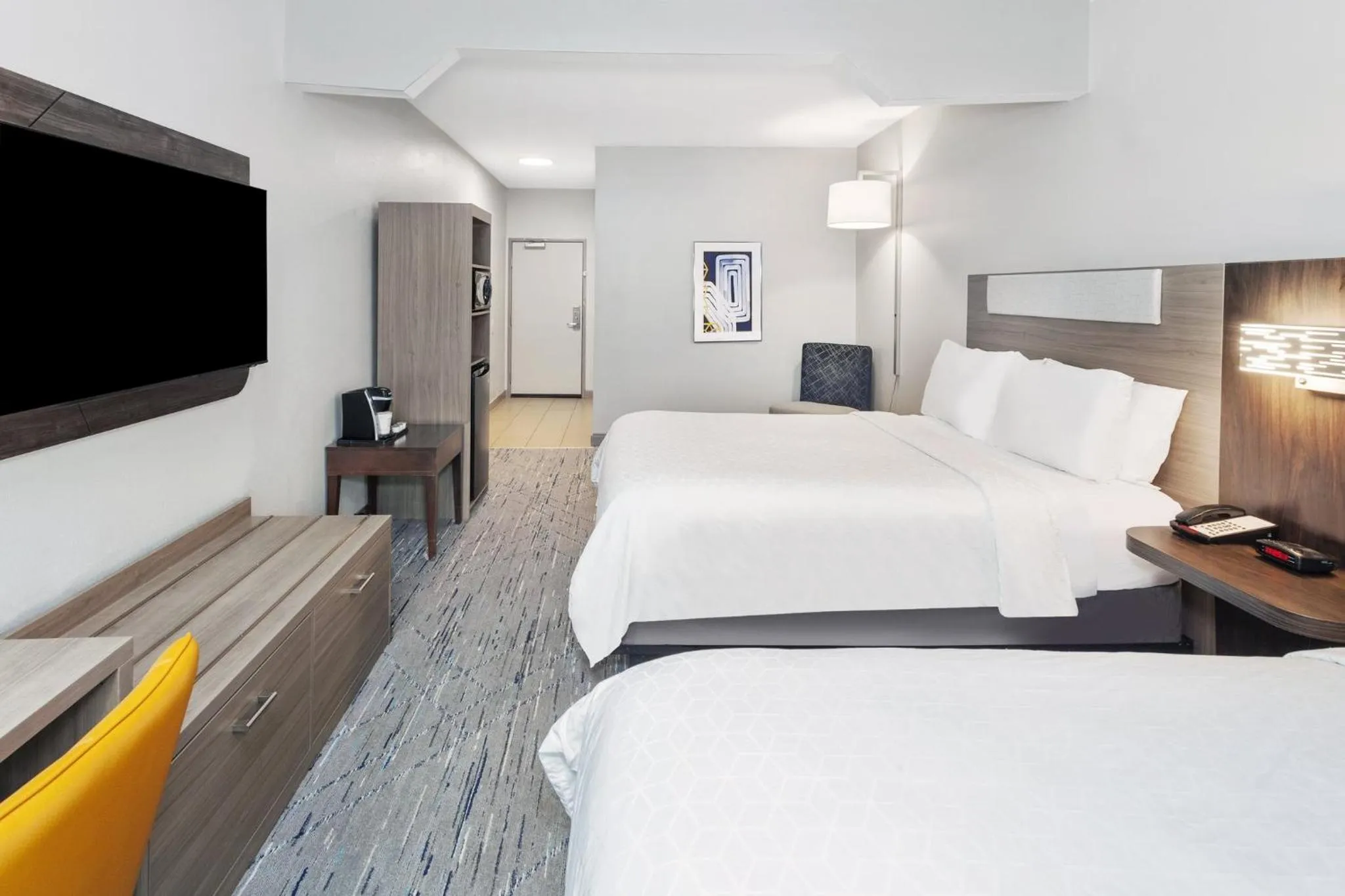 Photo of the whole room, Bed in Holiday Inn Express & Suites Carmel North – Westfield by IHG