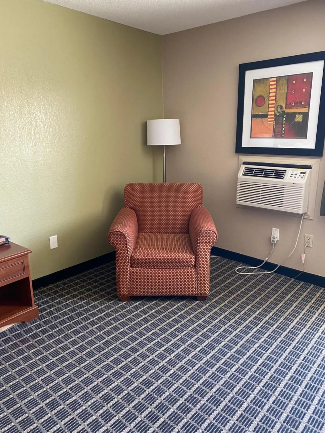 Seating area in Baymont by Wyndham Kokomo