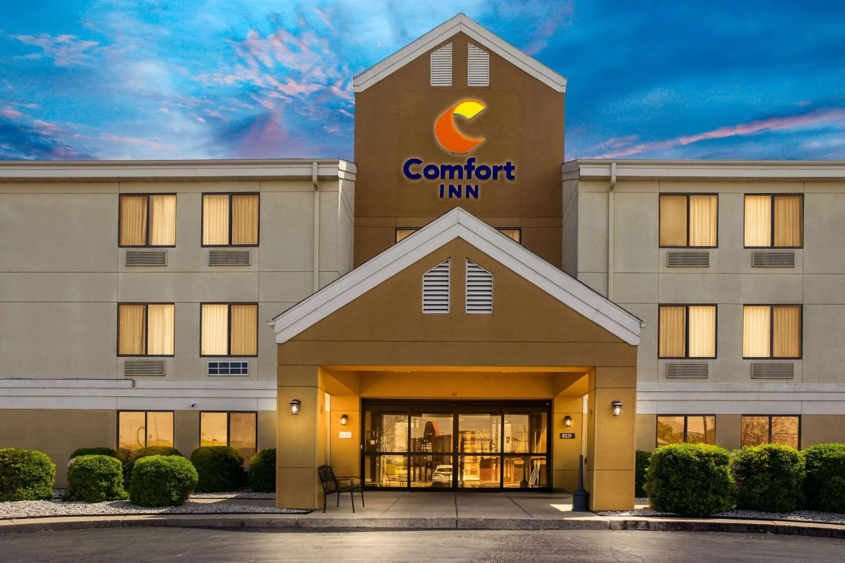 Property building in Comfort Inn Evansville East