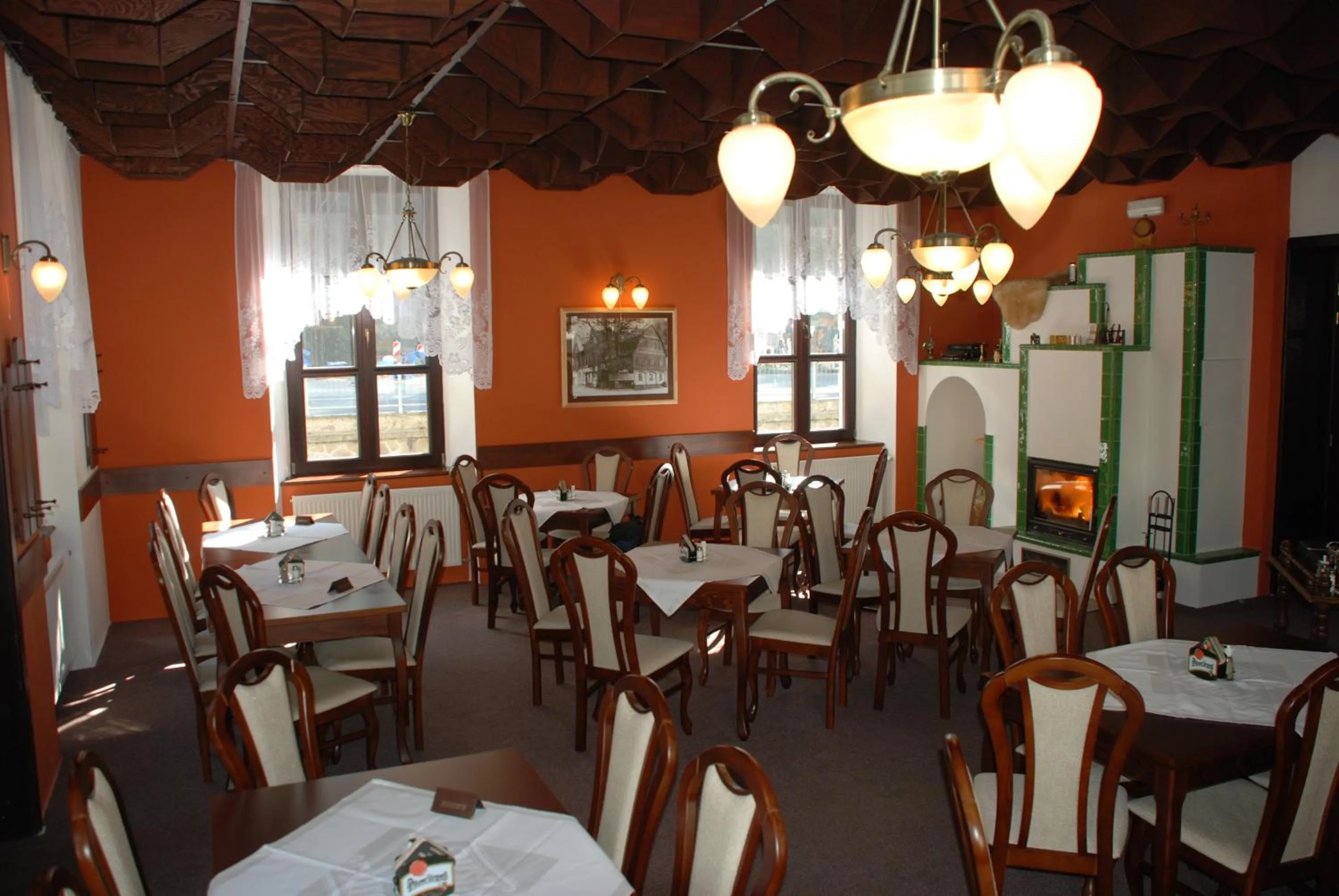 Restaurant/places to eat in Hotel U Lípy