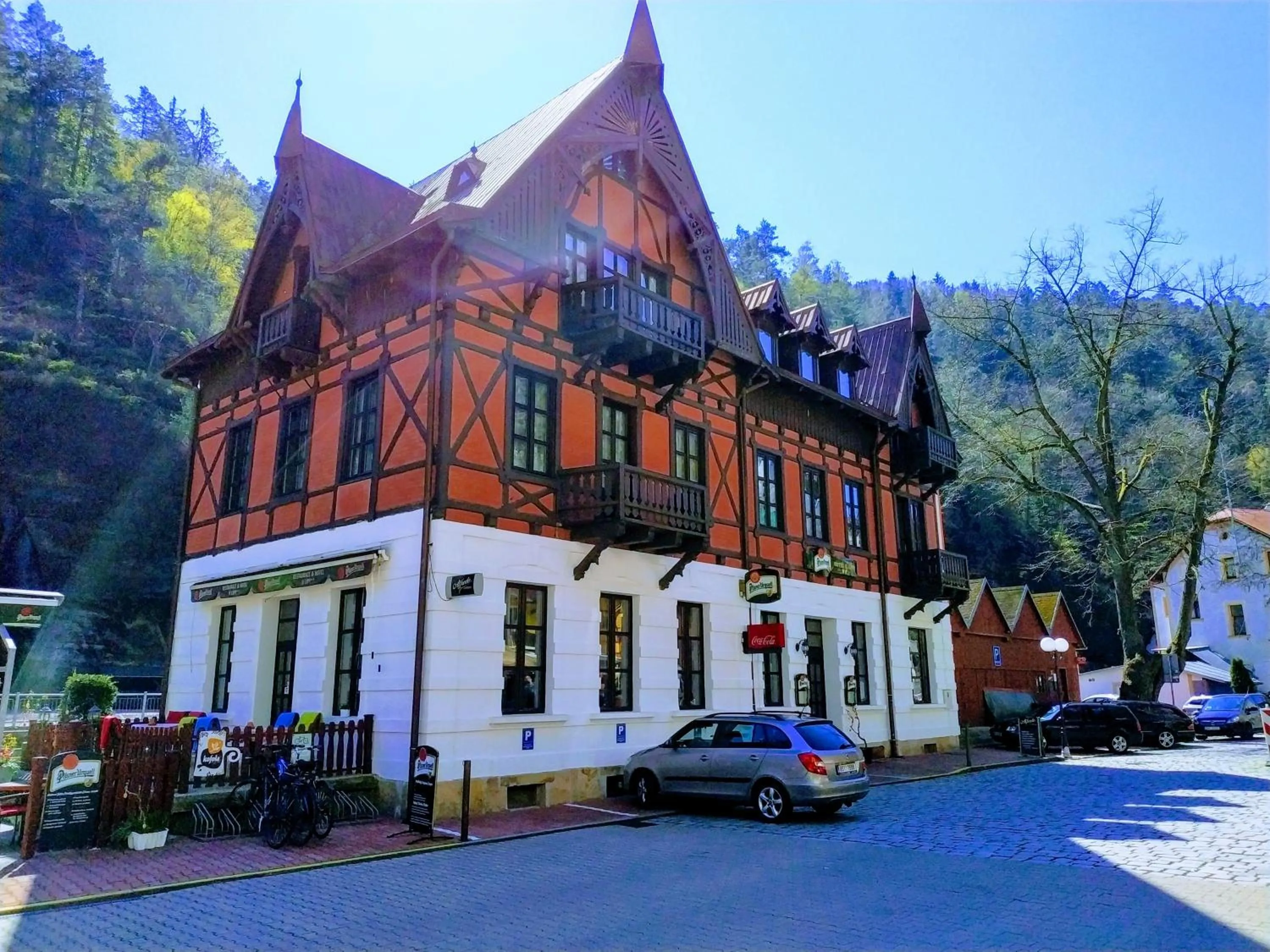Property building in Hotel U Lípy